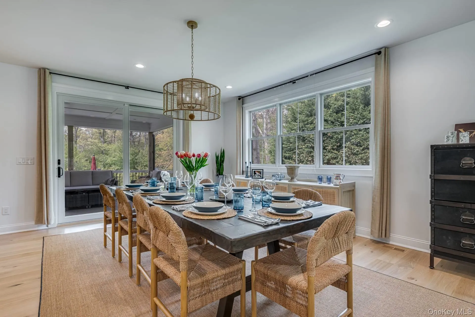 45 Columbine Avenue, Southampton, NY, 4 Bedroom Bedrooms, 4 Room Rooms,3 BathroomBathrooms,Residential Lease,For Rent,Columbine,0,1059200 45 Columbine Avenue, Southampton, NY, 4 Bedroom Bedrooms, 4 Room Rooms,3 BathroomBathrooms,Residential Lease,For Rent,Columbine,0,1059200