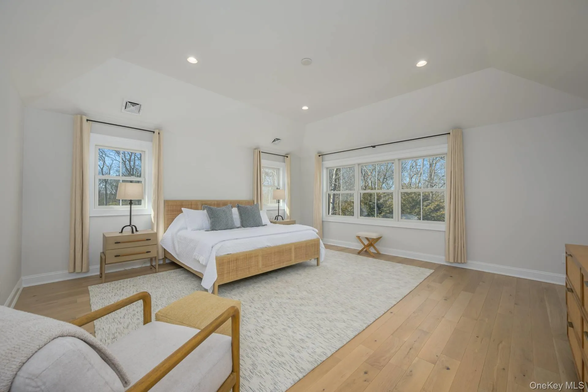 45 Columbine Avenue, Southampton, NY, 4 Bedroom Bedrooms, 4 Room Rooms,3 BathroomBathrooms,Residential Lease,For Rent,Columbine,0,1059200 45 Columbine Avenue, Southampton, NY, 4 Bedroom Bedrooms, 4 Room Rooms,3 BathroomBathrooms,Residential Lease,For Rent,Columbine,0,1059200