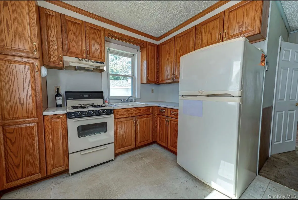 234 Keller Avenue, Hempstead, NY, 2 Bedrooms Bedrooms, 5 Rooms Rooms,1 BathroomBathrooms,Residential,For Rent,Keller,0,1059208 234 Keller Avenue, Hempstead, NY, 2 Bedrooms Bedrooms, 5 Rooms Rooms,1 BathroomBathrooms,Residential,For Rent,Keller,0,1059208