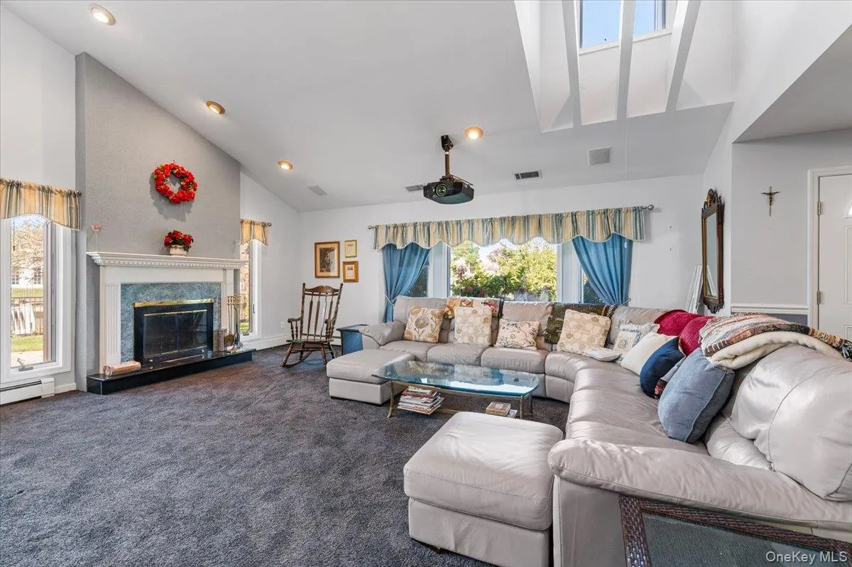 2 Fairfax Road, Oyster Bay, NY, 5 Bedrooms Bedrooms, 16 Rooms Rooms,4 BathroomsBathrooms,Residential,For Rent,Fairfax,0,1059209 2 Fairfax Road, Oyster Bay, NY, 5 Bedrooms Bedrooms, 16 Rooms Rooms,4 BathroomsBathrooms,Residential,For Rent,Fairfax,0,1059209