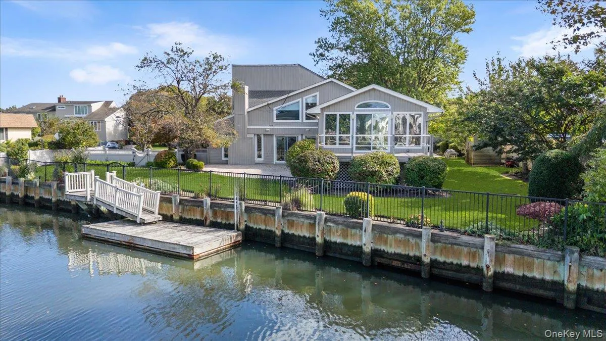 2 Fairfax Road, Oyster Bay, NY, 5 Bedrooms Bedrooms, 16 Rooms Rooms,4 BathroomsBathrooms,Residential,For Rent,Fairfax,0,1059209 2 Fairfax Road, Oyster Bay, NY, 5 Bedrooms Bedrooms, 16 Rooms Rooms,4 BathroomsBathrooms,Residential,For Rent,Fairfax,0,1059209