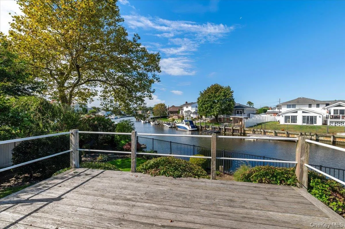 2 Fairfax Road, Oyster Bay, NY, 5 Bedrooms Bedrooms, 16 Rooms Rooms,4 BathroomsBathrooms,Residential,For Rent,Fairfax,0,1059209 2 Fairfax Road, Oyster Bay, NY, 5 Bedrooms Bedrooms, 16 Rooms Rooms,4 BathroomsBathrooms,Residential,For Rent,Fairfax,0,1059209