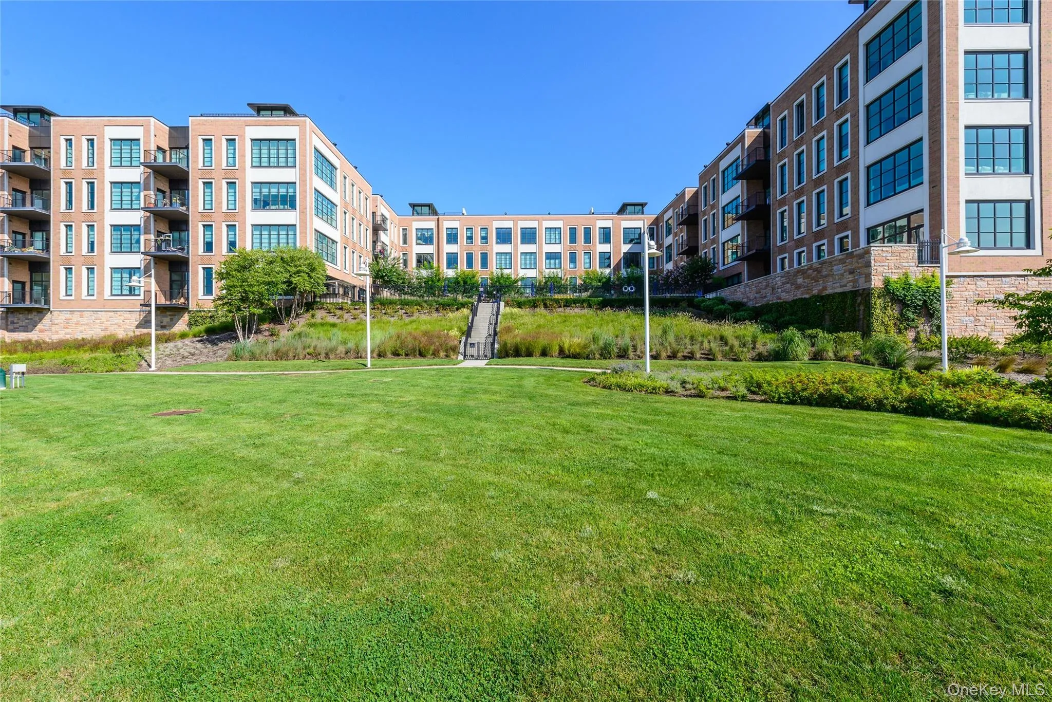 100 Garvies Point Road, Glen Cove, NY, 2 Bedroom Bedrooms, 4 Room Rooms,2 BathroomBathrooms,Residential Lease,For Rent,Garvies Point,0,1059210 100 Garvies Point Road, Glen Cove, NY, 2 Bedroom Bedrooms, 4 Room Rooms,2 BathroomBathrooms,Residential Lease,For Rent,Garvies Point,0,1059210