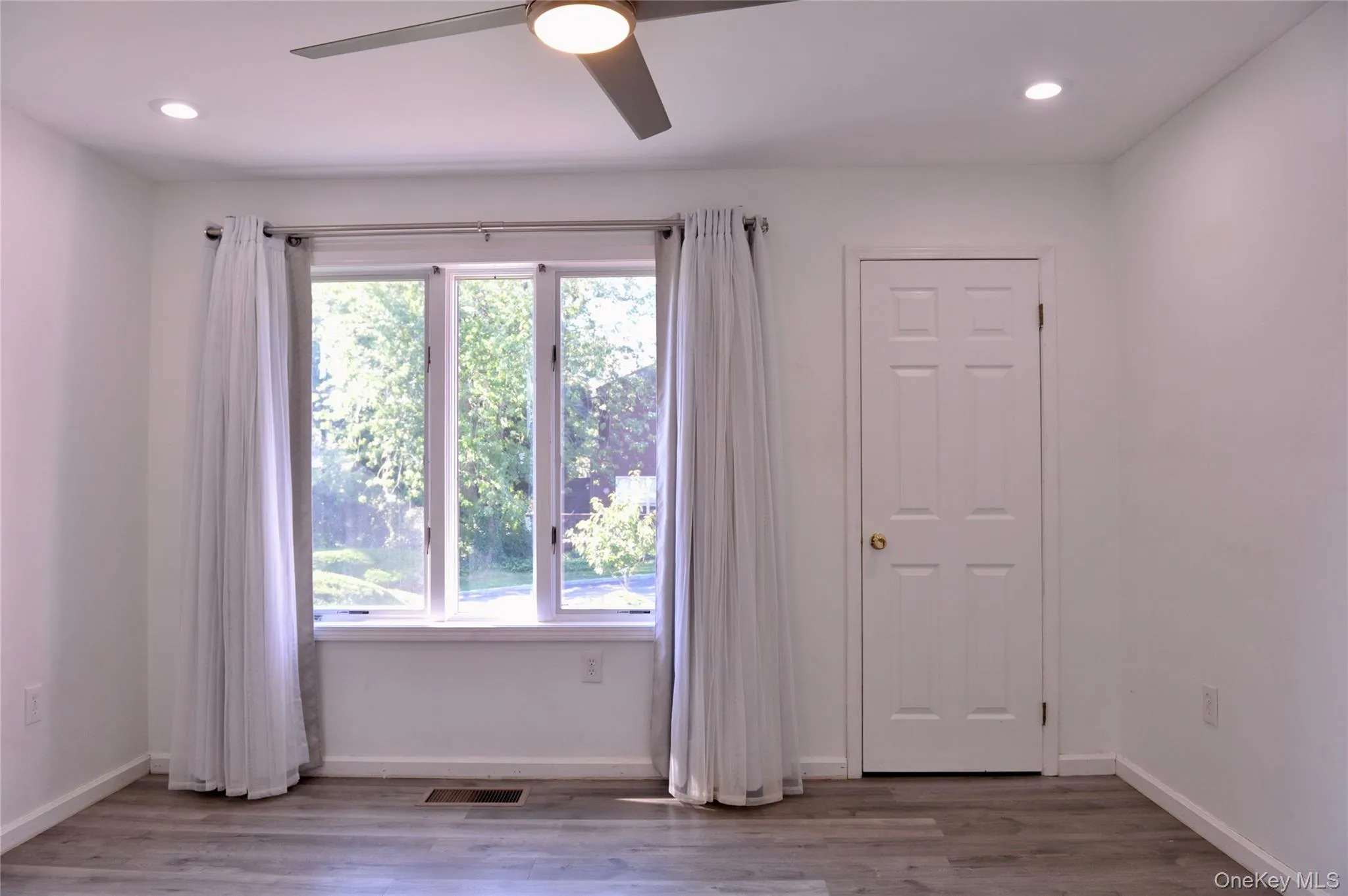 21 Knoll View, Ossining, NY, 2 Bedrooms Bedrooms, 7 Rooms Rooms,1 BathroomBathrooms,Residential,For Rent,Knoll,0,1059219 21 Knoll View, Ossining, NY, 2 Bedrooms Bedrooms, 7 Rooms Rooms,1 BathroomBathrooms,Residential,For Rent,Knoll,0,1059219