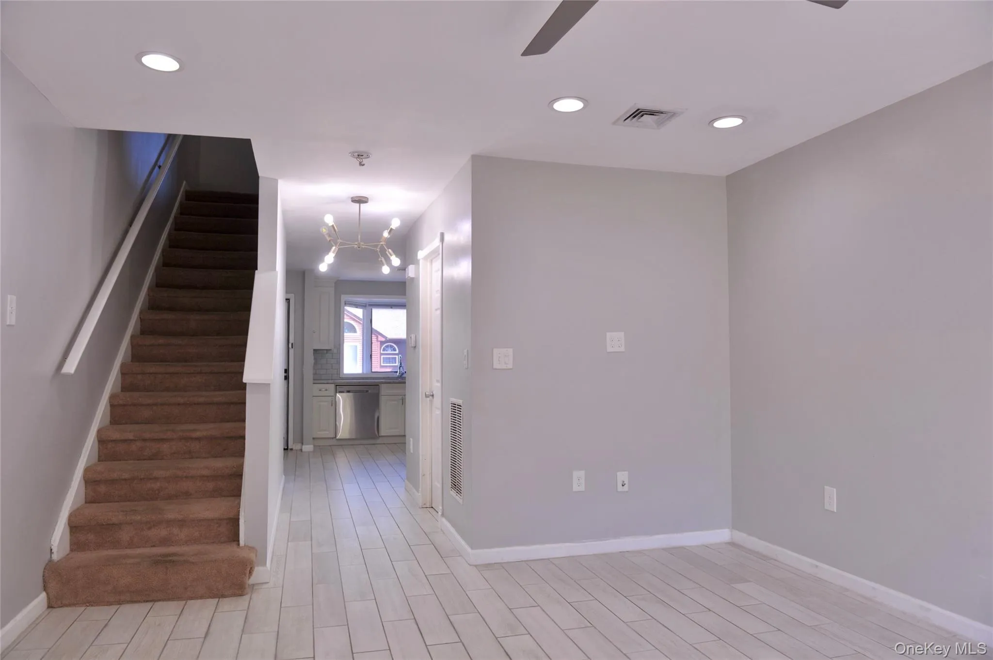 21 Knoll View, Ossining, NY, 2 Bedrooms Bedrooms, 7 Rooms Rooms,1 BathroomBathrooms,Residential,For Rent,Knoll,0,1059219 21 Knoll View, Ossining, NY, 2 Bedrooms Bedrooms, 7 Rooms Rooms,1 BathroomBathrooms,Residential,For Rent,Knoll,0,1059219