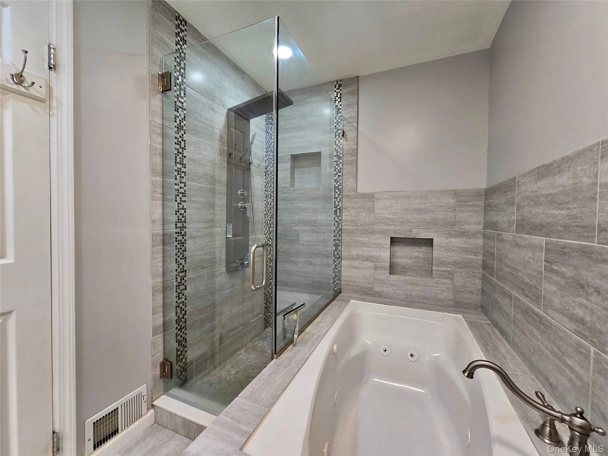 21 Knoll View, Ossining, NY, 2 Bedrooms Bedrooms, 7 Rooms Rooms,1 BathroomBathrooms,Residential,For Rent,Knoll,0,1059219 21 Knoll View, Ossining, NY, 2 Bedrooms Bedrooms, 7 Rooms Rooms,1 BathroomBathrooms,Residential,For Rent,Knoll,0,1059219