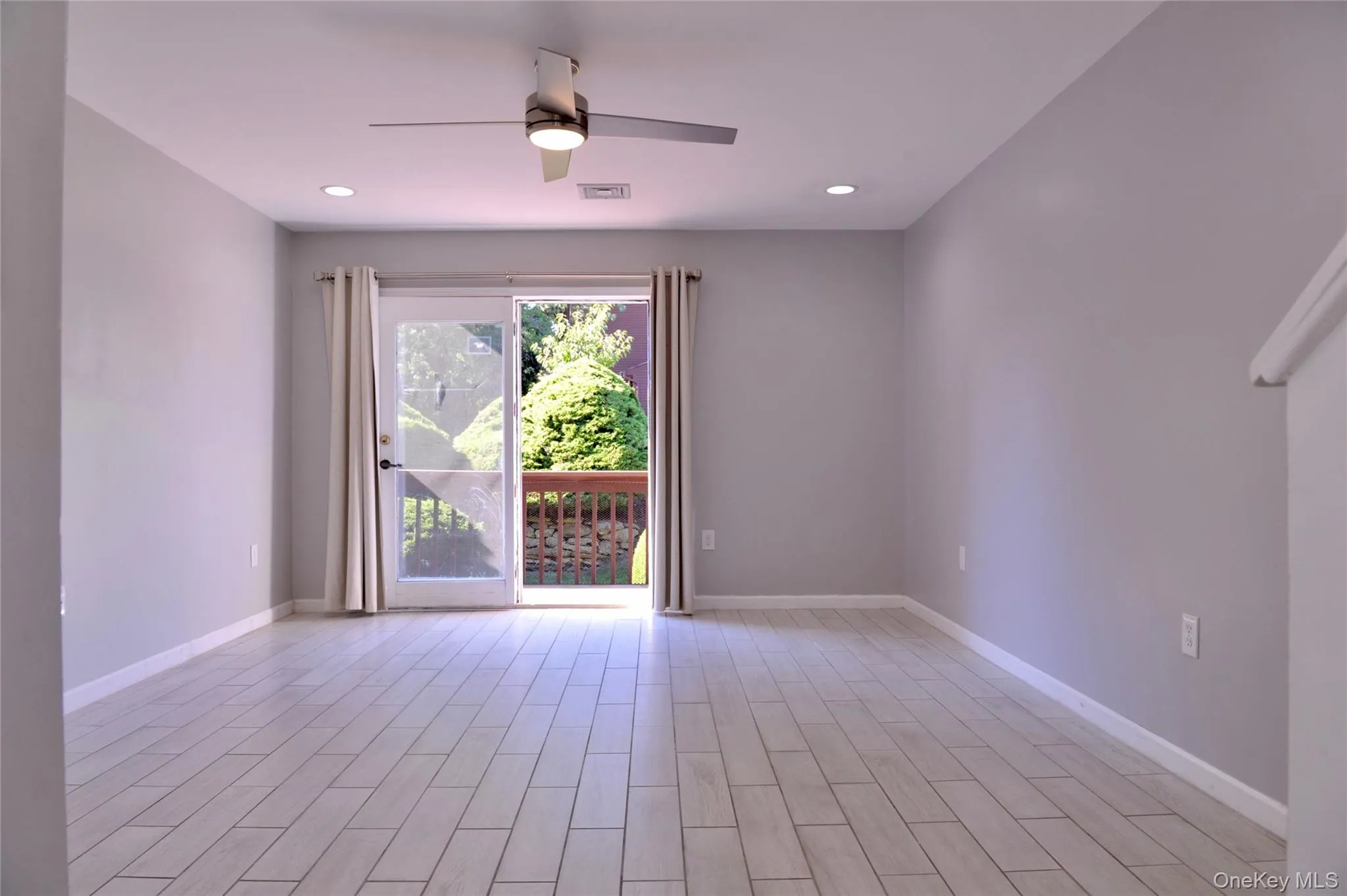 21 Knoll View, Ossining, NY, 2 Bedrooms Bedrooms, 7 Rooms Rooms,1 BathroomBathrooms,Residential,For Rent,Knoll,0,1059219 21 Knoll View, Ossining, NY, 2 Bedrooms Bedrooms, 7 Rooms Rooms,1 BathroomBathrooms,Residential,For Rent,Knoll,0,1059219