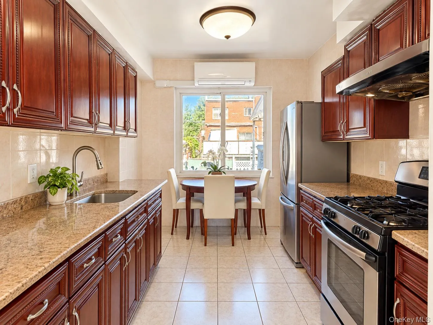 147-41 78th Road, New York, NY, 3 Bedrooms Bedrooms, 6 Rooms Rooms,1 BathroomBathrooms,Residential,For Rent,78th,0,1059220 147-41 78th Road, New York, NY, 3 Bedrooms Bedrooms, 6 Rooms Rooms,1 BathroomBathrooms,Residential,For Rent,78th,0,1059220