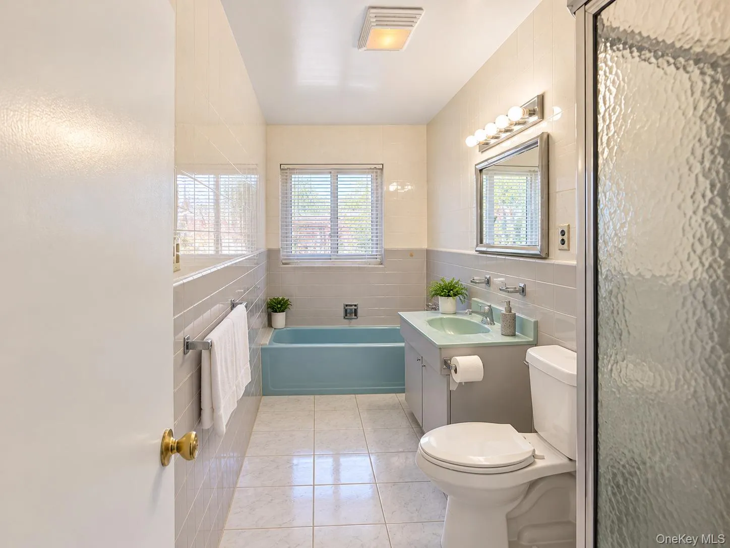 147-41 78th Road, New York, NY, 3 Bedrooms Bedrooms, 6 Rooms Rooms,1 BathroomBathrooms,Residential,For Rent,78th,0,1059220 147-41 78th Road, New York, NY, 3 Bedrooms Bedrooms, 6 Rooms Rooms,1 BathroomBathrooms,Residential,For Rent,78th,0,1059220
