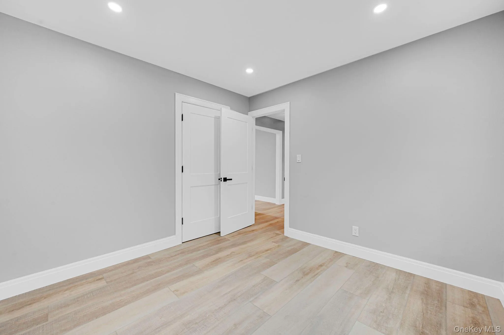 11 mayfield Drive, Brookhaven, NY, 4 Bedrooms Bedrooms, 8 Rooms Rooms,2 BathroomsBathrooms,Residential,For Rent,mayfield,0,1059225 11 mayfield Drive, Brookhaven, NY, 4 Bedrooms Bedrooms, 8 Rooms Rooms,2 BathroomsBathrooms,Residential,For Rent,mayfield,0,1059225