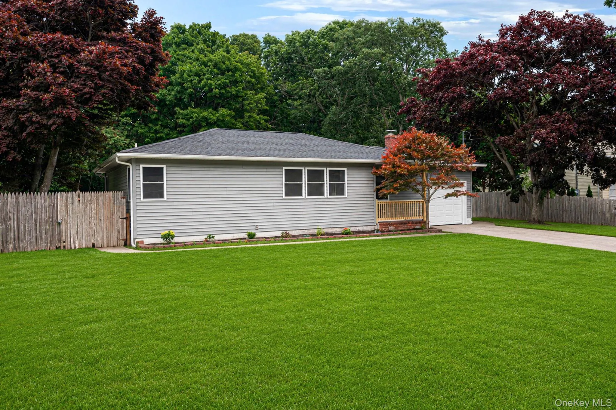 11 mayfield Drive, Brookhaven, NY, 4 Bedrooms Bedrooms, 8 Rooms Rooms,2 BathroomsBathrooms,Residential,For Rent,mayfield,0,1059225 11 mayfield Drive, Brookhaven, NY, 4 Bedrooms Bedrooms, 8 Rooms Rooms,2 BathroomsBathrooms,Residential,For Rent,mayfield,0,1059225
