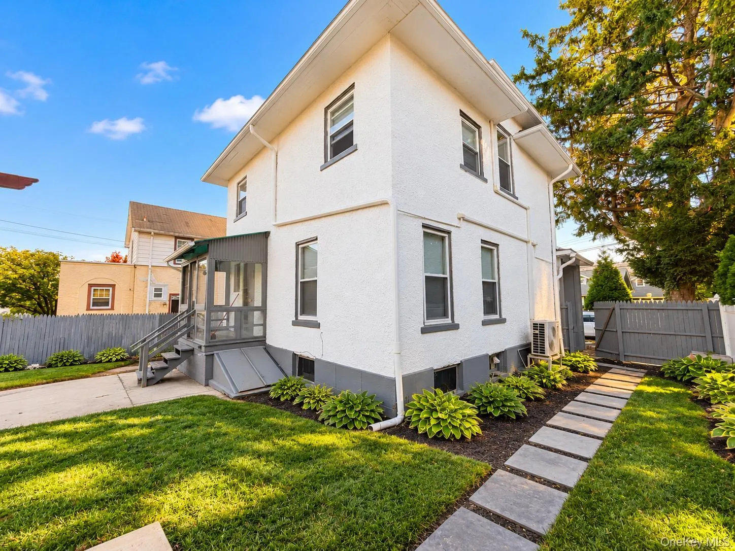 111 Rockne Road, Yonkers, NY, 3 Bedrooms Bedrooms, 6 Rooms Rooms,2 BathroomsBathrooms,Residential,For Rent,Rockne,0,1059230 111 Rockne Road, Yonkers, NY, 3 Bedrooms Bedrooms, 6 Rooms Rooms,2 BathroomsBathrooms,Residential,For Rent,Rockne,0,1059230