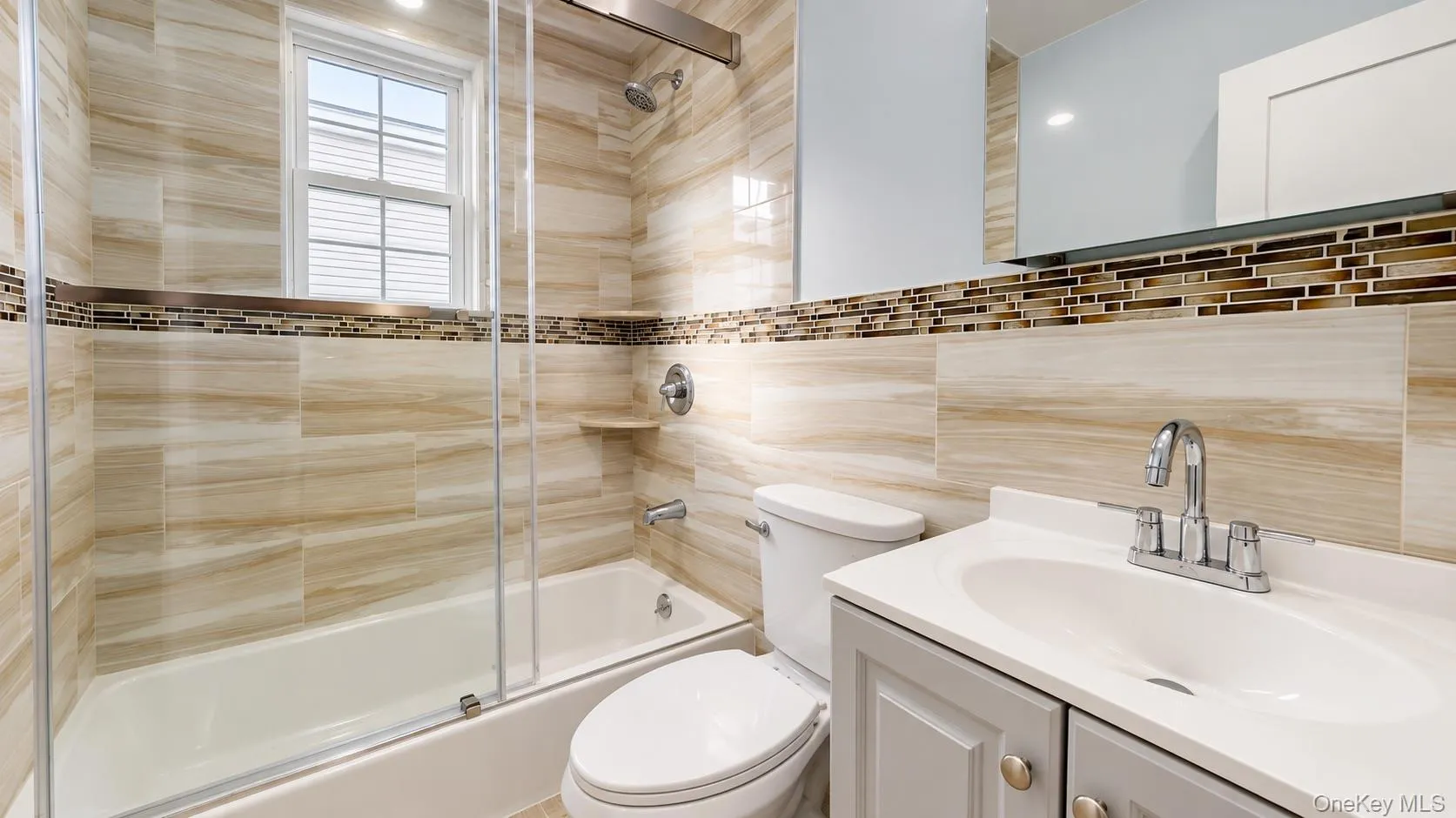 21720 100th Avenue, New York, NY, 3 Bedroom Bedrooms, 6 Room Rooms,1 BathroomBathrooms,Residential Lease,For Rent,100th,0,1059232 21720 100th Avenue, New York, NY, 3 Bedroom Bedrooms, 6 Room Rooms,1 BathroomBathrooms,Residential Lease,For Rent,100th,0,1059232