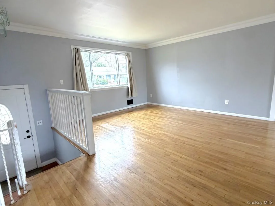134 Bergold Street, Islip, NY, 3 Bedrooms Bedrooms, 8 Rooms Rooms,2 BathroomsBathrooms,Residential,For Rent,Bergold,0,1059237 134 Bergold Street, Islip, NY, 3 Bedrooms Bedrooms, 8 Rooms Rooms,2 BathroomsBathrooms,Residential,For Rent,Bergold,0,1059237
