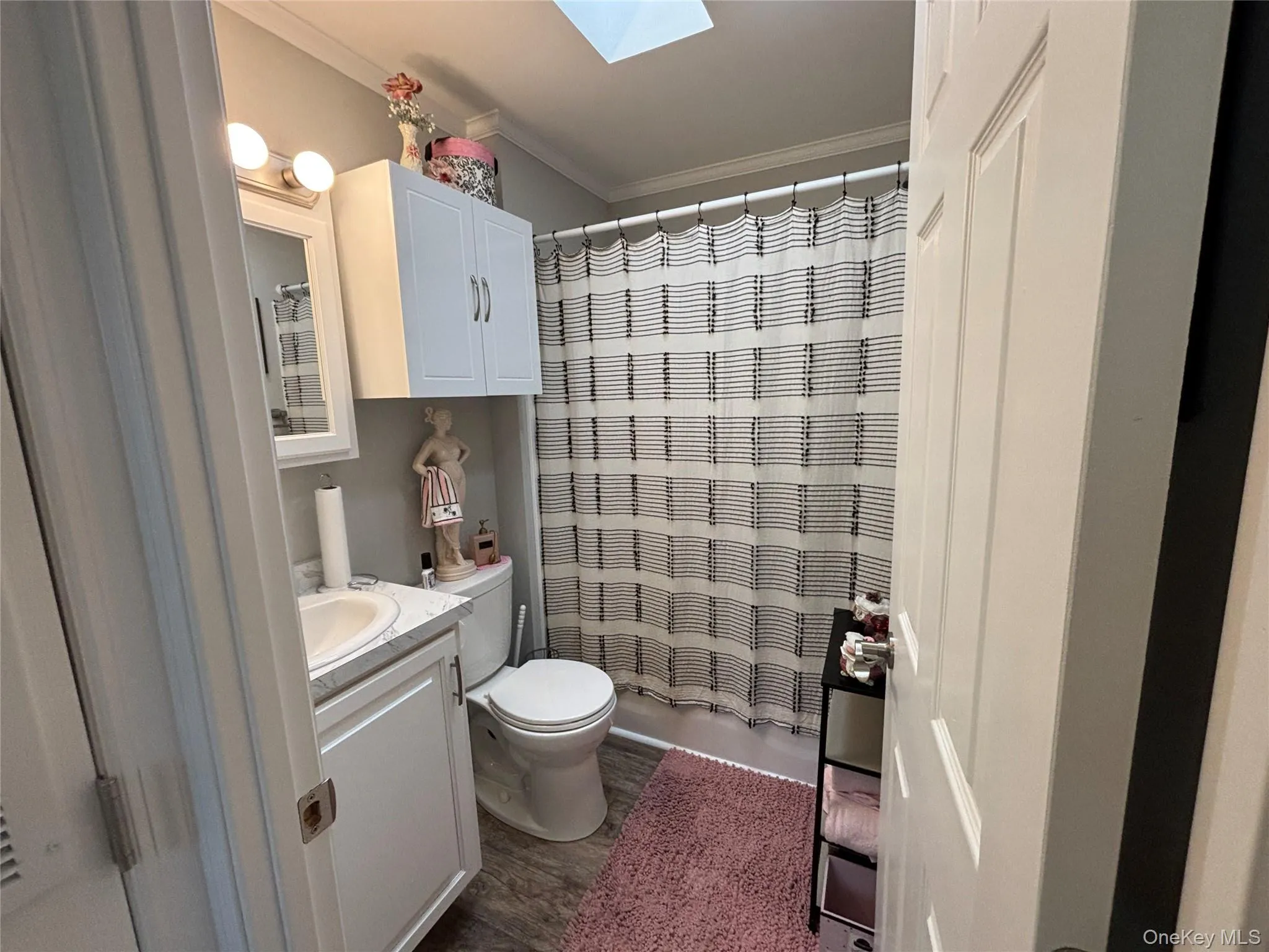 1661 Old Country Road, Riverhead, NY, 2 Bedrooms Bedrooms, 5 Rooms Rooms,2 BathroomsBathrooms,Residential,For Rent,Old Country,0,1059238 1661 Old Country Road, Riverhead, NY, 2 Bedrooms Bedrooms, 5 Rooms Rooms,2 BathroomsBathrooms,Residential,For Rent,Old Country,0,1059238