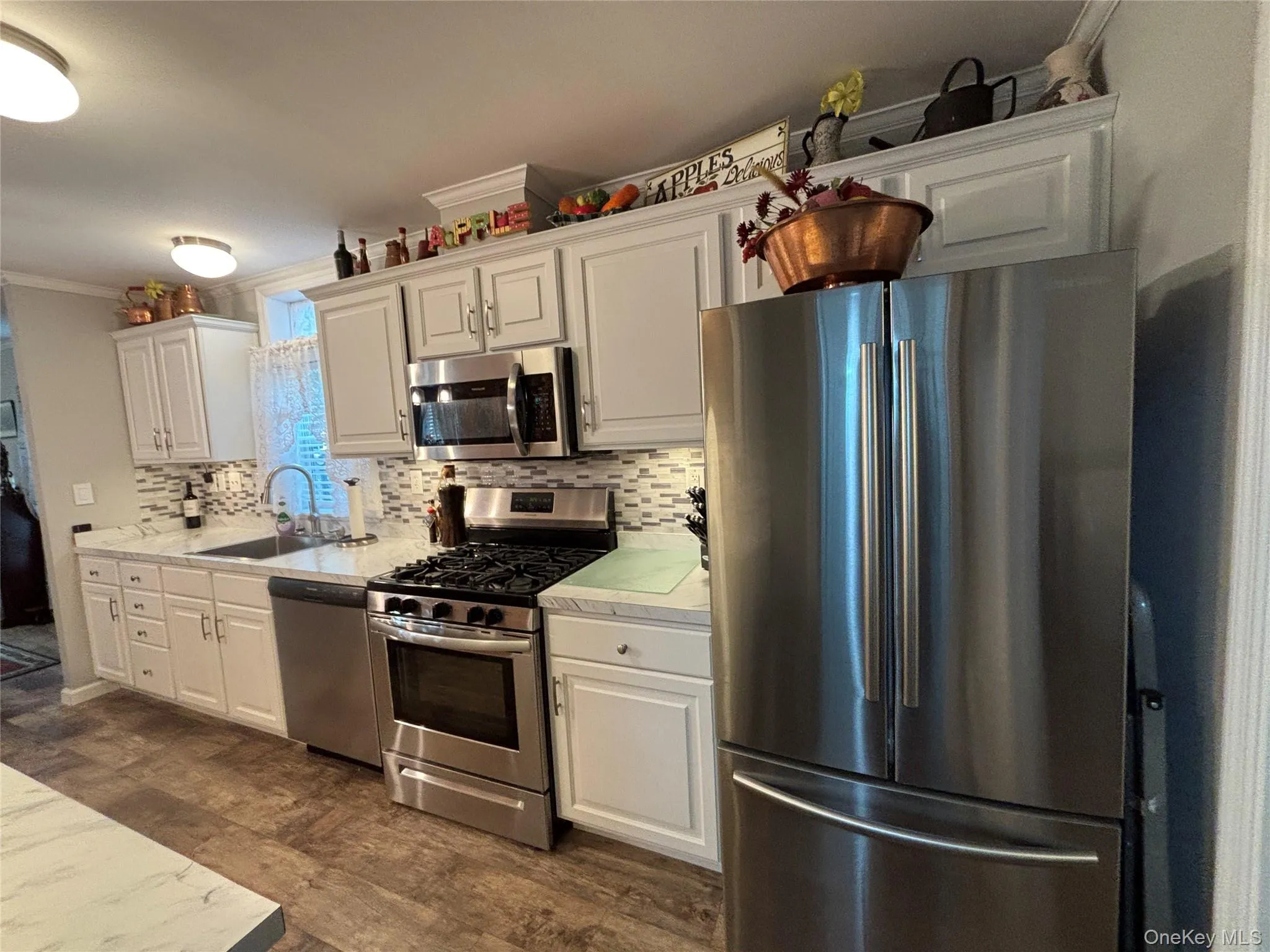1661 Old Country Road, Riverhead, NY, 2 Bedrooms Bedrooms, 5 Rooms Rooms,2 BathroomsBathrooms,Residential,For Rent,Old Country,0,1059238 1661 Old Country Road, Riverhead, NY, 2 Bedrooms Bedrooms, 5 Rooms Rooms,2 BathroomsBathrooms,Residential,For Rent,Old Country,0,1059238