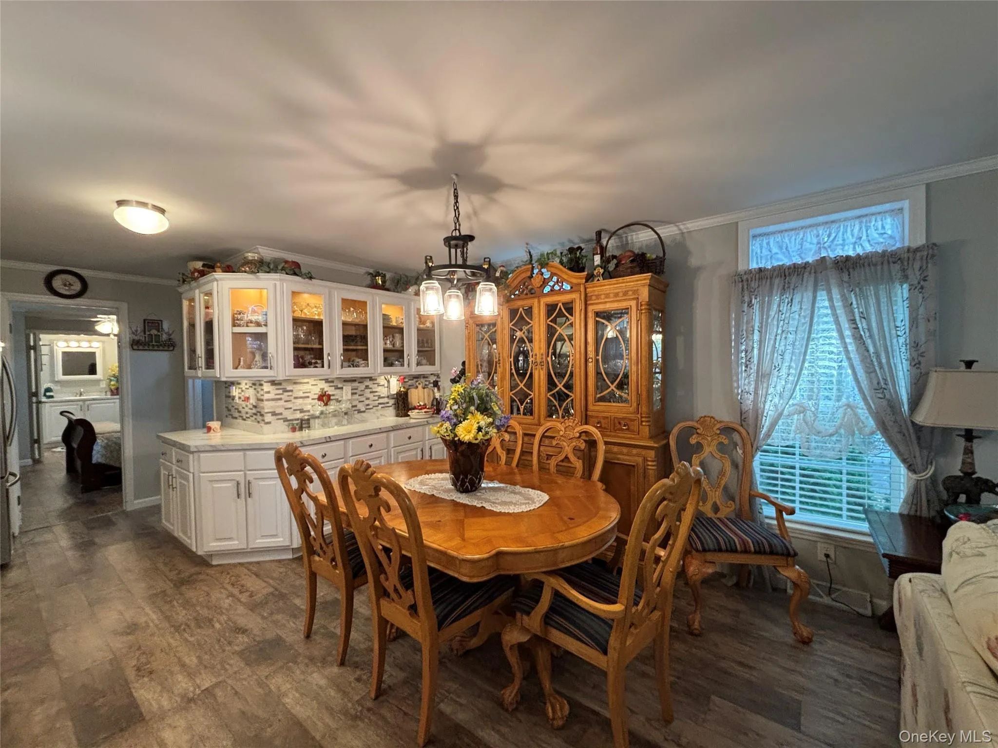 1661 Old Country Road, Riverhead, NY, 2 Bedrooms Bedrooms, 5 Rooms Rooms,2 BathroomsBathrooms,Residential,For Rent,Old Country,0,1059238 1661 Old Country Road, Riverhead, NY, 2 Bedrooms Bedrooms, 5 Rooms Rooms,2 BathroomsBathrooms,Residential,For Rent,Old Country,0,1059238