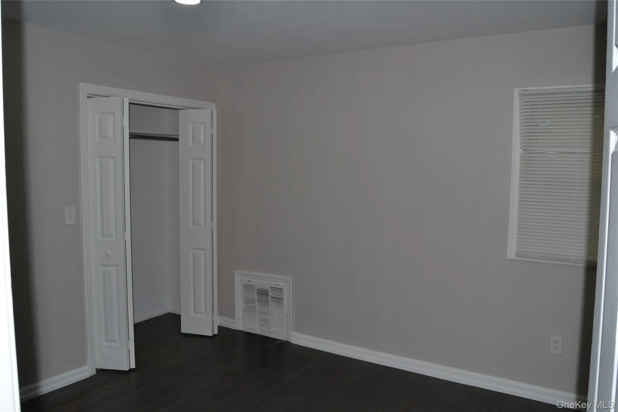 60 Huguenot Drive, Brookhaven, NY, 2 Bedrooms Bedrooms, 5 Rooms Rooms,1 BathroomBathrooms,Residential,For Rent,Huguenot,0,1059239 60 Huguenot Drive, Brookhaven, NY, 2 Bedrooms Bedrooms, 5 Rooms Rooms,1 BathroomBathrooms,Residential,For Rent,Huguenot,0,1059239
