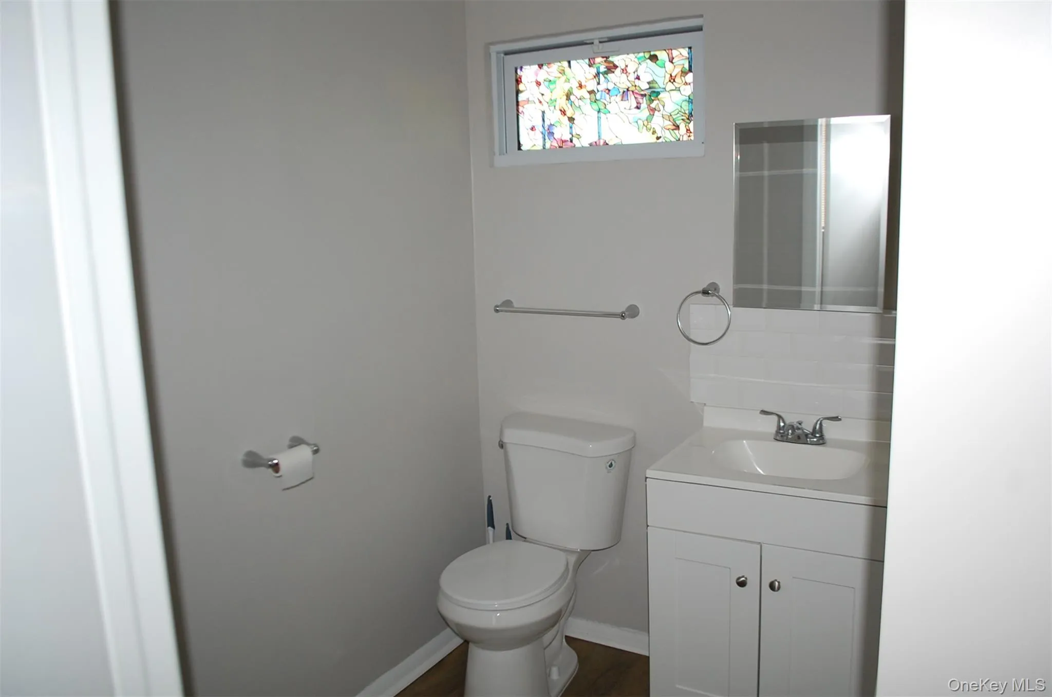 60 Huguenot Drive, Brookhaven, NY, 2 Bedrooms Bedrooms, 5 Rooms Rooms,1 BathroomBathrooms,Residential,For Rent,Huguenot,0,1059239 60 Huguenot Drive, Brookhaven, NY, 2 Bedrooms Bedrooms, 5 Rooms Rooms,1 BathroomBathrooms,Residential,For Rent,Huguenot,0,1059239
