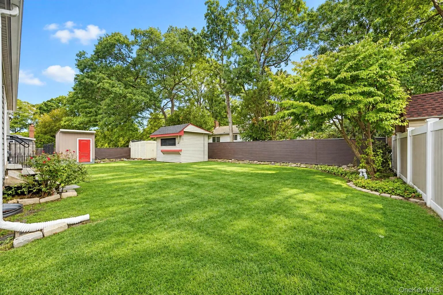 1219 Coates Avenue, Islip, NY, 3 Bedrooms Bedrooms, 9 Rooms Rooms,3 BathroomsBathrooms,Residential,For Rent,Coates,0,1059241 1219 Coates Avenue, Islip, NY, 3 Bedrooms Bedrooms, 9 Rooms Rooms,3 BathroomsBathrooms,Residential,For Rent,Coates,0,1059241