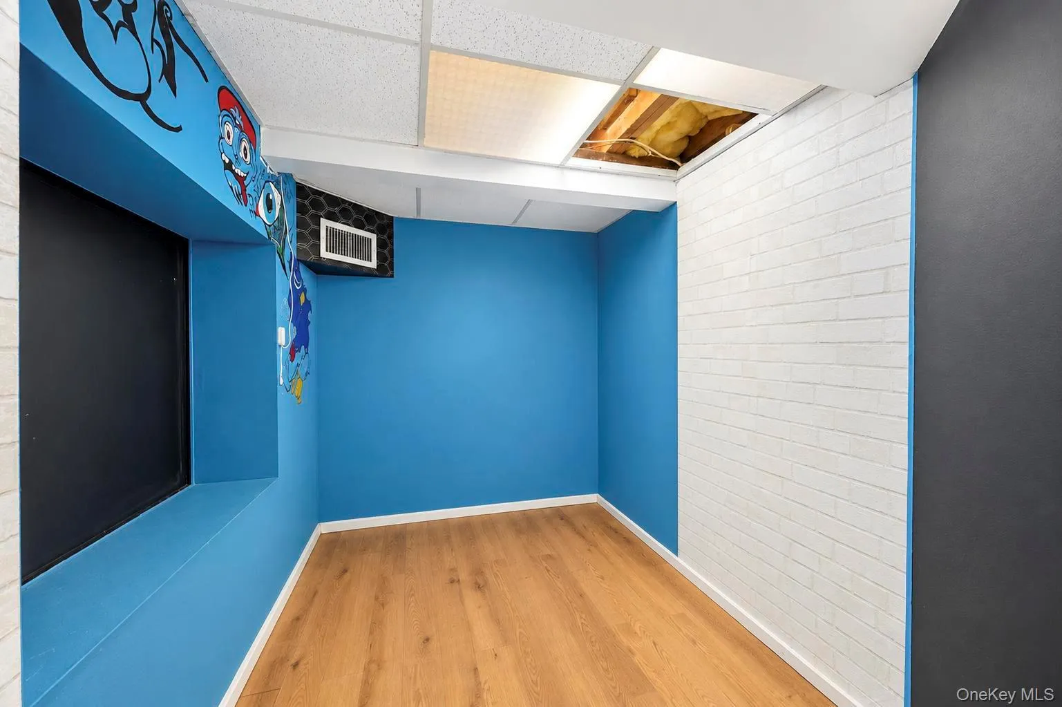 1219 Coates Avenue, Islip, NY, 3 Bedrooms Bedrooms, 9 Rooms Rooms,3 BathroomsBathrooms,Residential,For Rent,Coates,0,1059241 1219 Coates Avenue, Islip, NY, 3 Bedrooms Bedrooms, 9 Rooms Rooms,3 BathroomsBathrooms,Residential,For Rent,Coates,0,1059241