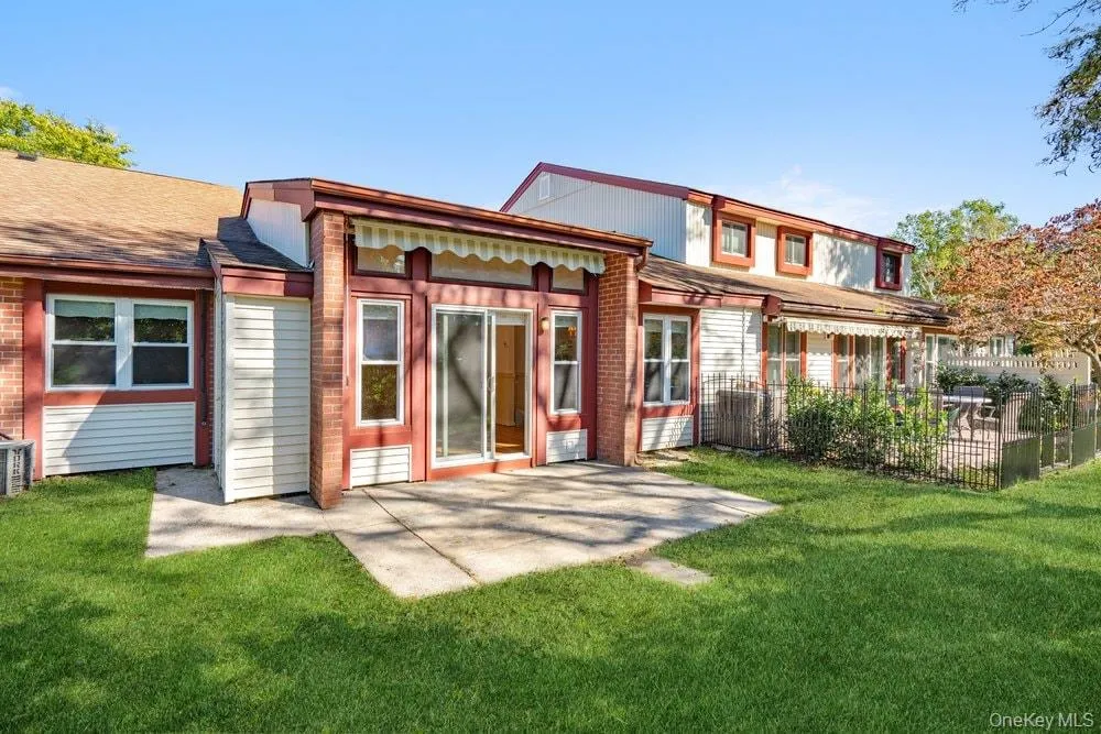 1406 Gotham Court, Smithtown, NY, 2 Bedrooms Bedrooms, 5 Rooms Rooms,2 BathroomsBathrooms,Residential,For Rent,Gotham,0,1059243 1406 Gotham Court, Smithtown, NY, 2 Bedrooms Bedrooms, 5 Rooms Rooms,2 BathroomsBathrooms,Residential,For Rent,Gotham,0,1059243