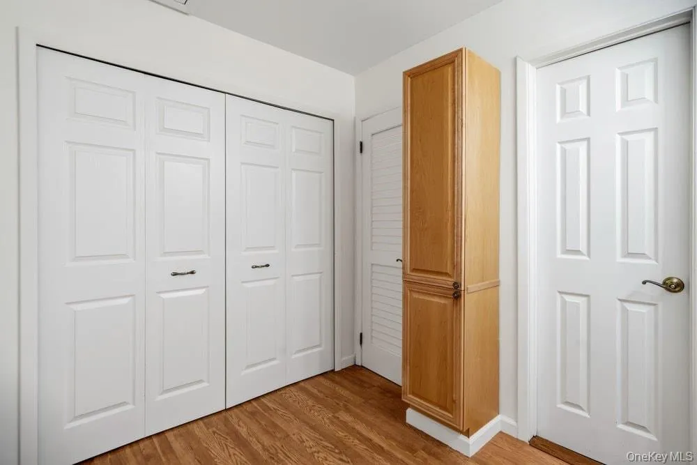 1406 Gotham Court, Smithtown, NY, 2 Bedrooms Bedrooms, 5 Rooms Rooms,2 BathroomsBathrooms,Residential,For Rent,Gotham,0,1059243 1406 Gotham Court, Smithtown, NY, 2 Bedrooms Bedrooms, 5 Rooms Rooms,2 BathroomsBathrooms,Residential,For Rent,Gotham,0,1059243