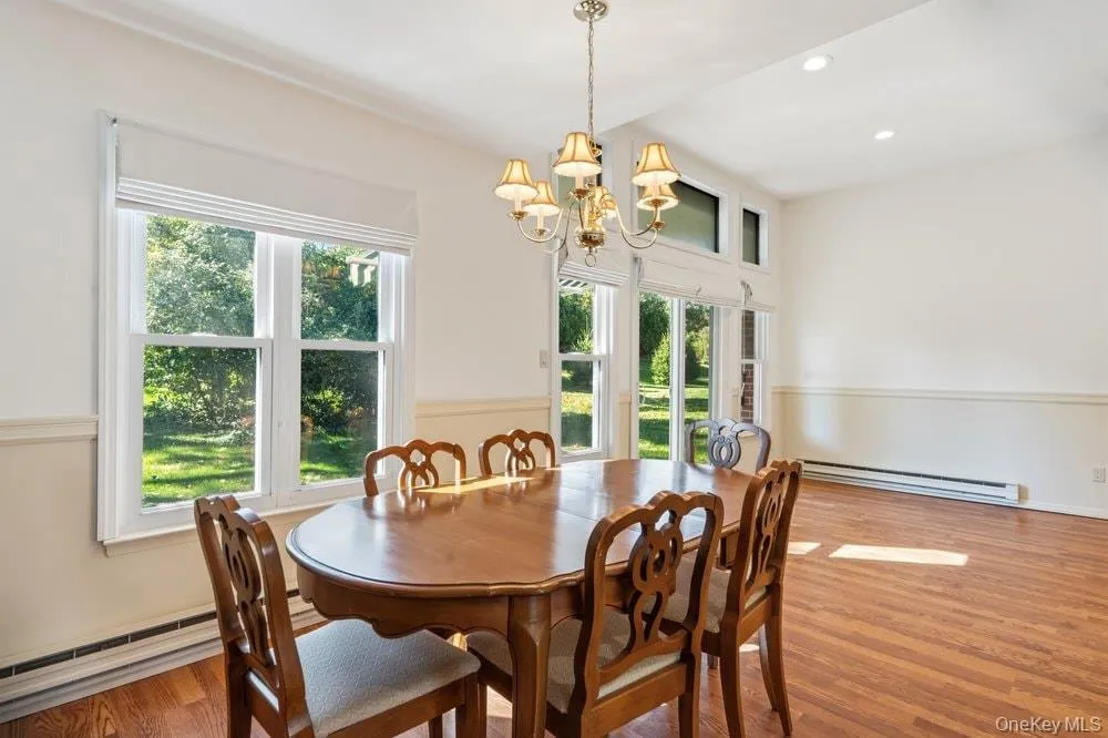 1406 Gotham Court, Smithtown, NY, 2 Bedrooms Bedrooms, 5 Rooms Rooms,2 BathroomsBathrooms,Residential,For Rent,Gotham,0,1059243 1406 Gotham Court, Smithtown, NY, 2 Bedrooms Bedrooms, 5 Rooms Rooms,2 BathroomsBathrooms,Residential,For Rent,Gotham,0,1059243
