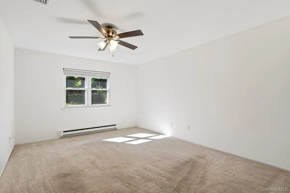 1406 Gotham Court, Smithtown, NY, 2 Bedrooms Bedrooms, 5 Rooms Rooms,2 BathroomsBathrooms,Residential,For Rent,Gotham,0,1059243 1406 Gotham Court, Smithtown, NY, 2 Bedrooms Bedrooms, 5 Rooms Rooms,2 BathroomsBathrooms,Residential,For Rent,Gotham,0,1059243