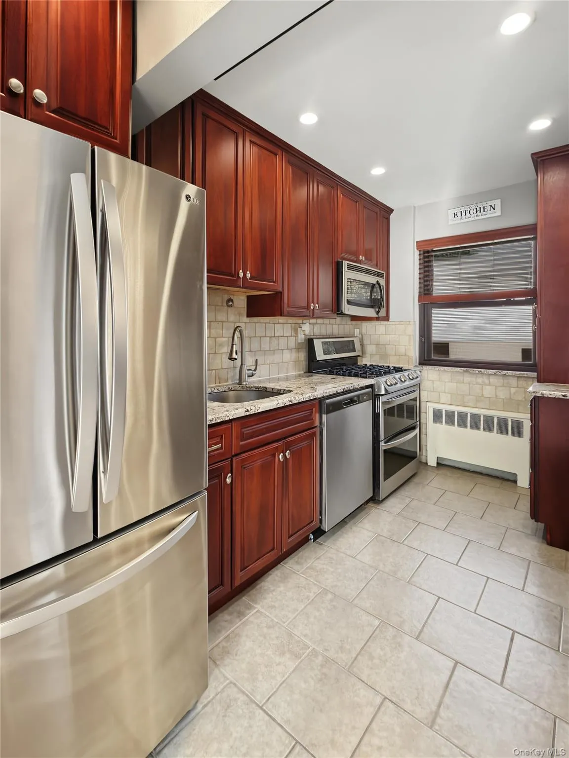 155-29 81st Street, New York, NY, 2 Bedrooms Bedrooms, 6 Rooms Rooms,1 BathroomBathrooms,Residential,For Rent,81st Street,0,1059251 155-29 81st Street, New York, NY, 2 Bedrooms Bedrooms, 6 Rooms Rooms,1 BathroomBathrooms,Residential,For Rent,81st Street,0,1059251