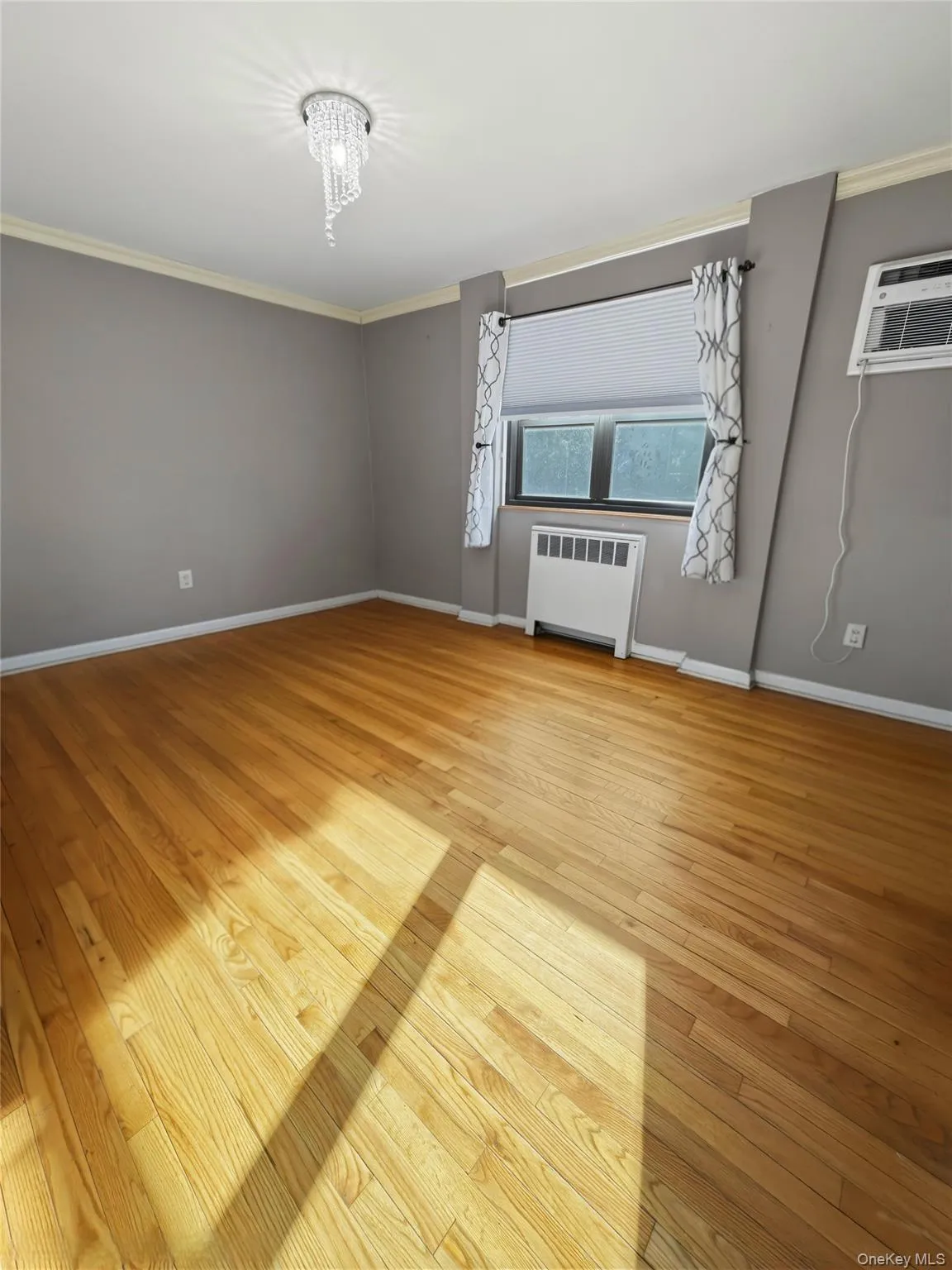 155-29 81st Street, New York, NY, 2 Bedrooms Bedrooms, 6 Rooms Rooms,1 BathroomBathrooms,Residential,For Rent,81st Street,0,1059251 155-29 81st Street, New York, NY, 2 Bedrooms Bedrooms, 6 Rooms Rooms,1 BathroomBathrooms,Residential,For Rent,81st Street,0,1059251