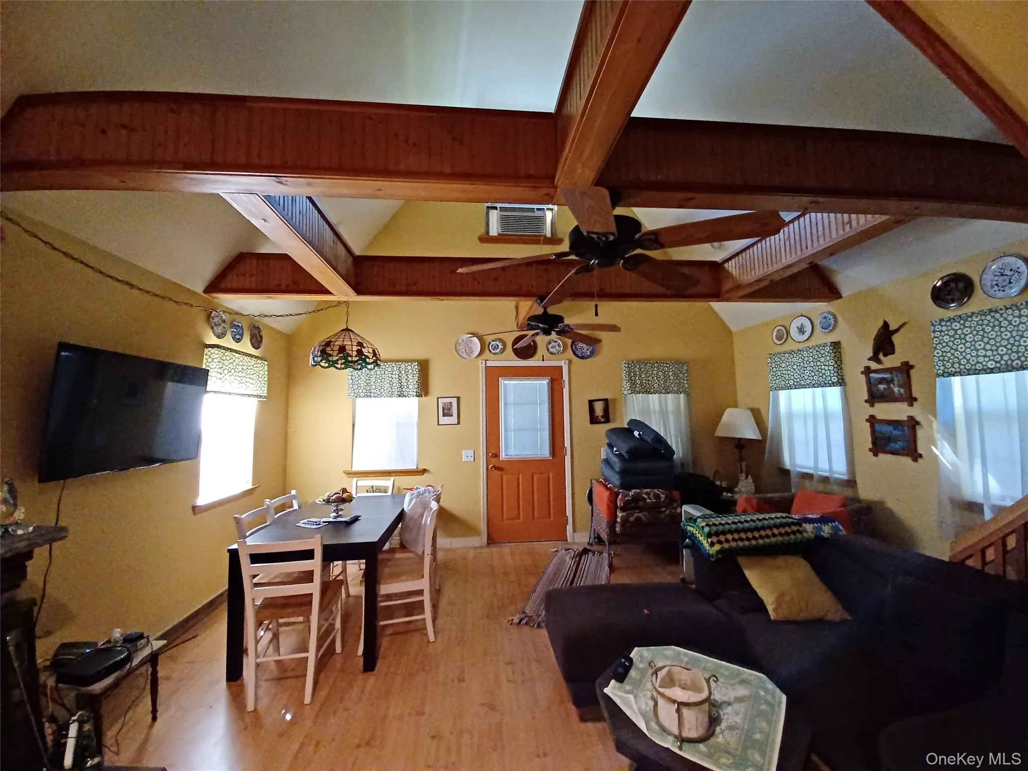251 Jefferson Drive, Brookhaven, NY, 2 Bedrooms Bedrooms, 5 Rooms Rooms,1 BathroomBathrooms,Residential,For Rent,Jefferson,0,1059252 251 Jefferson Drive, Brookhaven, NY, 2 Bedrooms Bedrooms, 5 Rooms Rooms,1 BathroomBathrooms,Residential,For Rent,Jefferson,0,1059252