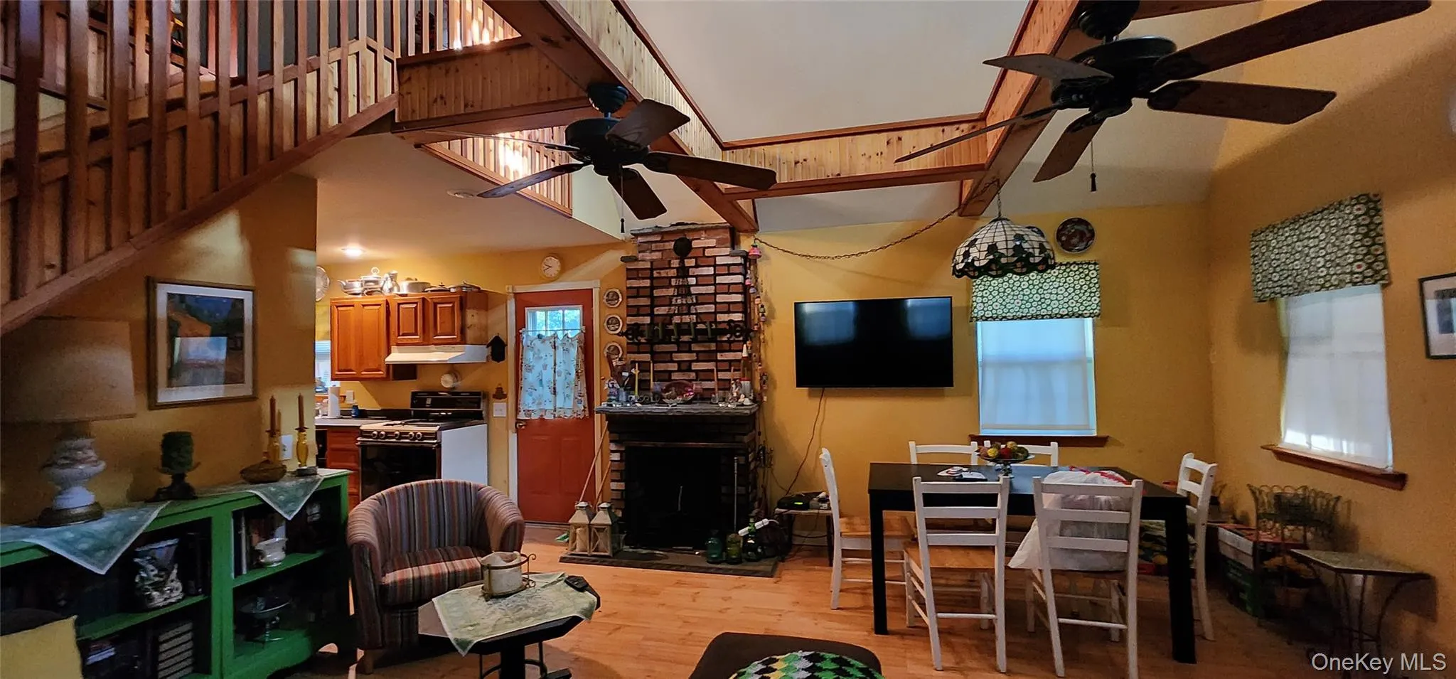 251 Jefferson Drive, Brookhaven, NY, 2 Bedrooms Bedrooms, 5 Rooms Rooms,1 BathroomBathrooms,Residential,For Rent,Jefferson,0,1059252 251 Jefferson Drive, Brookhaven, NY, 2 Bedrooms Bedrooms, 5 Rooms Rooms,1 BathroomBathrooms,Residential,For Rent,Jefferson,0,1059252