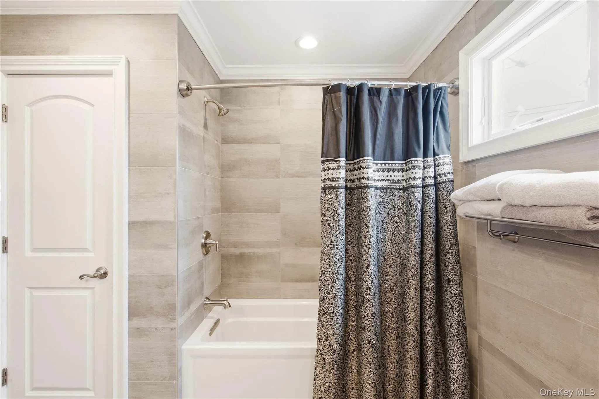 17 Richmond Road, Hempstead, NY, 4 Bedrooms Bedrooms, 8 Rooms Rooms,3 BathroomsBathrooms,Residential,For Rent,Richmond,0,1059254 17 Richmond Road, Hempstead, NY, 4 Bedrooms Bedrooms, 8 Rooms Rooms,3 BathroomsBathrooms,Residential,For Rent,Richmond,0,1059254