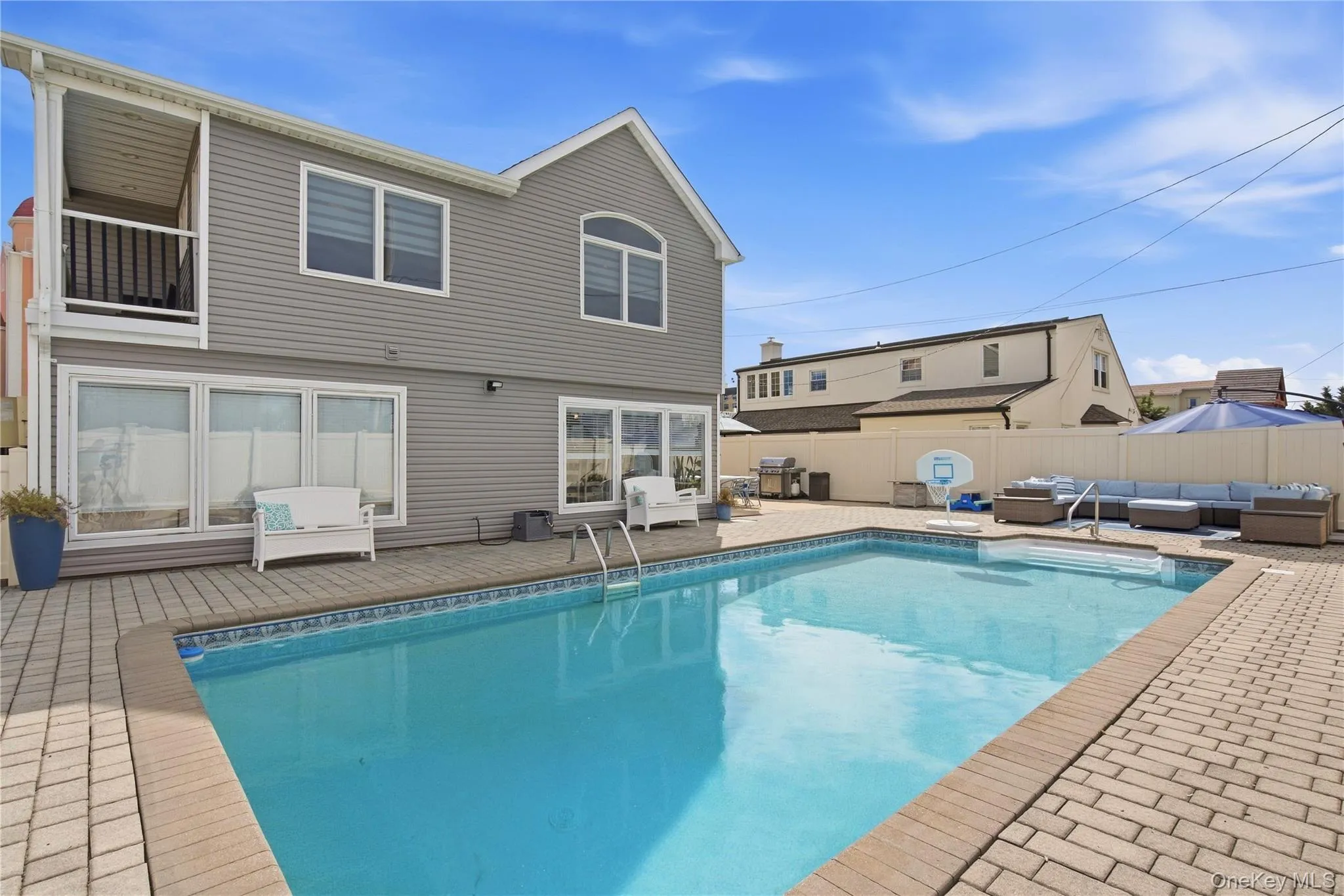 17 Richmond Road, Hempstead, NY, 4 Bedrooms Bedrooms, 8 Rooms Rooms,3 BathroomsBathrooms,Residential,For Rent,Richmond,0,1059254 17 Richmond Road, Hempstead, NY, 4 Bedrooms Bedrooms, 8 Rooms Rooms,3 BathroomsBathrooms,Residential,For Rent,Richmond,0,1059254