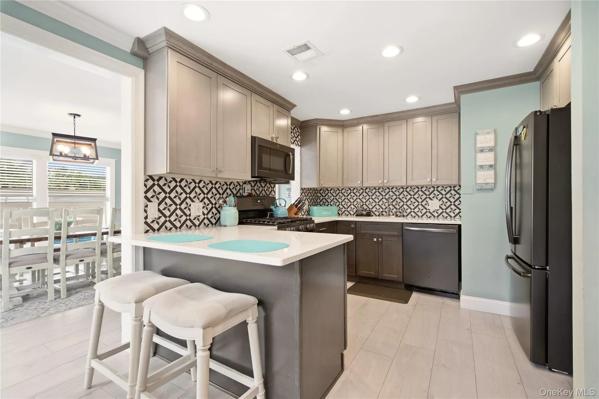 17 Richmond Road, Hempstead, NY, 4 Bedrooms Bedrooms, 8 Rooms Rooms,3 BathroomsBathrooms,Residential,For Rent,Richmond,0,1059254 17 Richmond Road, Hempstead, NY, 4 Bedrooms Bedrooms, 8 Rooms Rooms,3 BathroomsBathrooms,Residential,For Rent,Richmond,0,1059254
