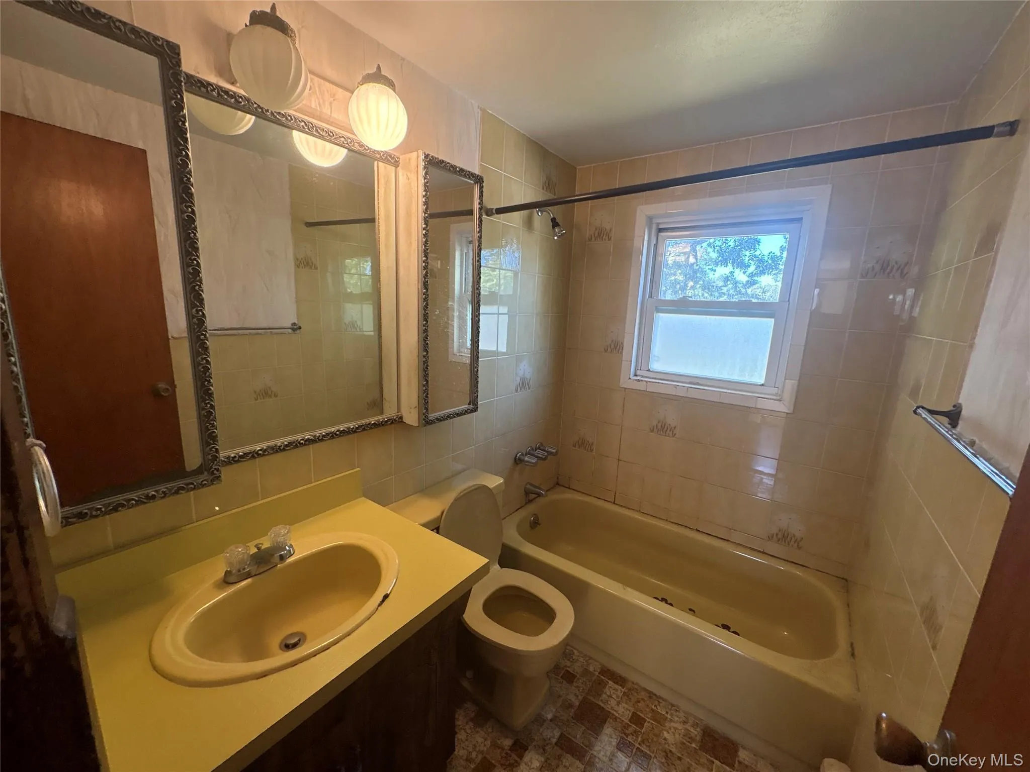 771 Windmill Avenue, Babylon, NY, 5 Bedrooms Bedrooms, 10 Rooms Rooms,2 BathroomsBathrooms,Residential,For Rent,Windmill,0,1059266 771 Windmill Avenue, Babylon, NY, 5 Bedrooms Bedrooms, 10 Rooms Rooms,2 BathroomsBathrooms,Residential,For Rent,Windmill,0,1059266
