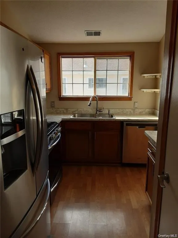 3424 Whispering Hills, Chester Town, NY, 2 Bedroom Bedrooms, 4 Room Rooms,1 BathroomBathrooms,Residential Lease,For Rent,Whispering,0,1059267 3424 Whispering Hills, Chester Town, NY, 2 Bedroom Bedrooms, 4 Room Rooms,1 BathroomBathrooms,Residential Lease,For Rent,Whispering,0,1059267