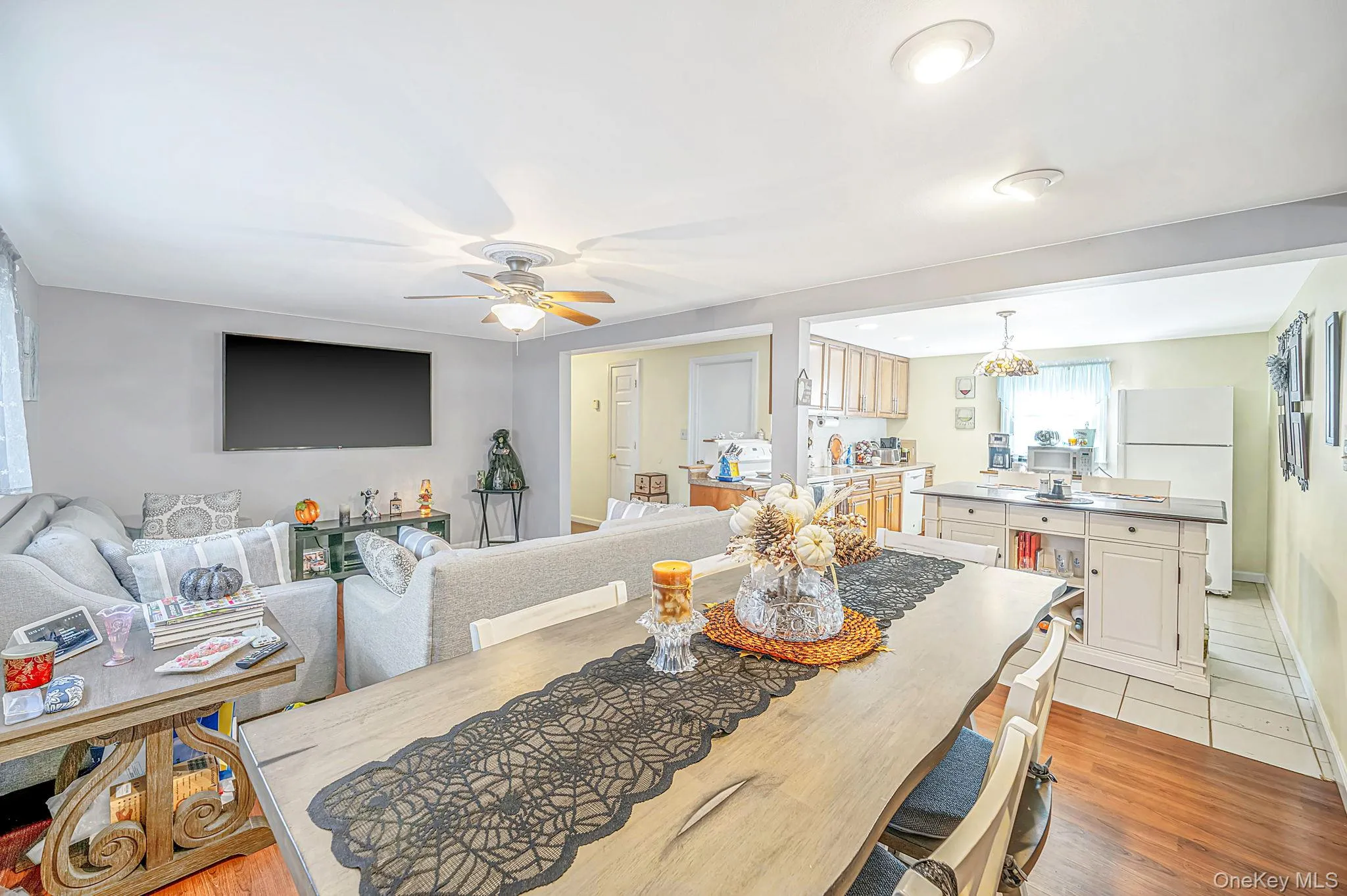 244 Baylawn Avenue, Babylon, NY, 6 Bedrooms Bedrooms, 13 Rooms Rooms,2 BathroomsBathrooms,Residential,For Rent,Baylawn,0,1059275 244 Baylawn Avenue, Babylon, NY, 6 Bedrooms Bedrooms, 13 Rooms Rooms,2 BathroomsBathrooms,Residential,For Rent,Baylawn,0,1059275