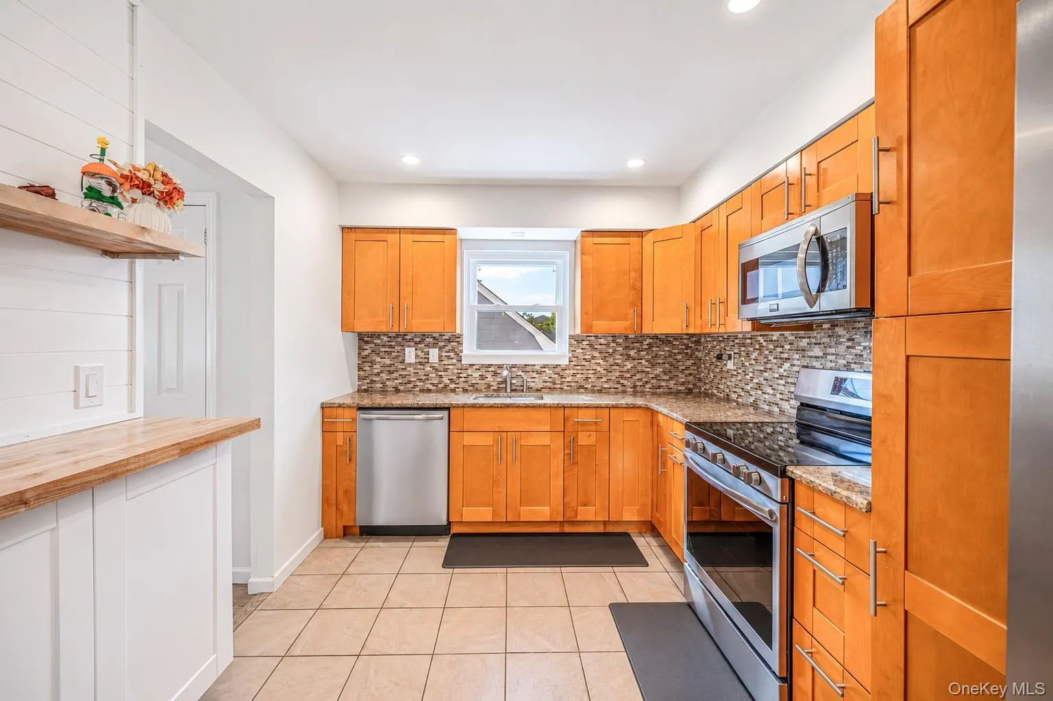 244 Baylawn Avenue, Babylon, NY, 6 Bedrooms Bedrooms, 13 Rooms Rooms,2 BathroomsBathrooms,Residential,For Rent,Baylawn,0,1059275 244 Baylawn Avenue, Babylon, NY, 6 Bedrooms Bedrooms, 13 Rooms Rooms,2 BathroomsBathrooms,Residential,For Rent,Baylawn,0,1059275