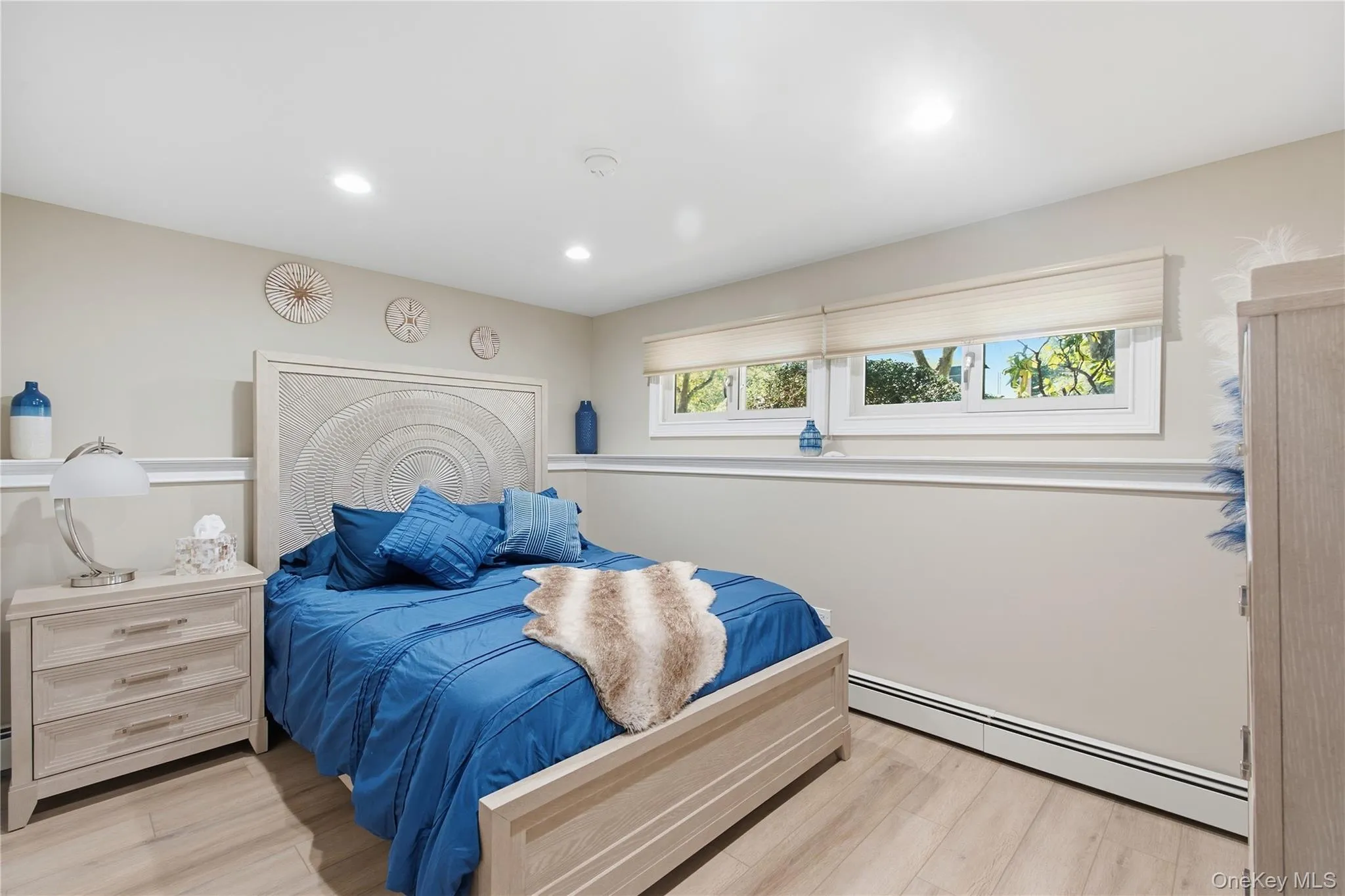 4 Salisbury Drive, Huntington, NY, 5 Bedrooms Bedrooms, 12 Rooms Rooms,2 BathroomsBathrooms,Residential,For Rent,Salisbury,0,1059277 4 Salisbury Drive, Huntington, NY, 5 Bedrooms Bedrooms, 12 Rooms Rooms,2 BathroomsBathrooms,Residential,For Rent,Salisbury,0,1059277