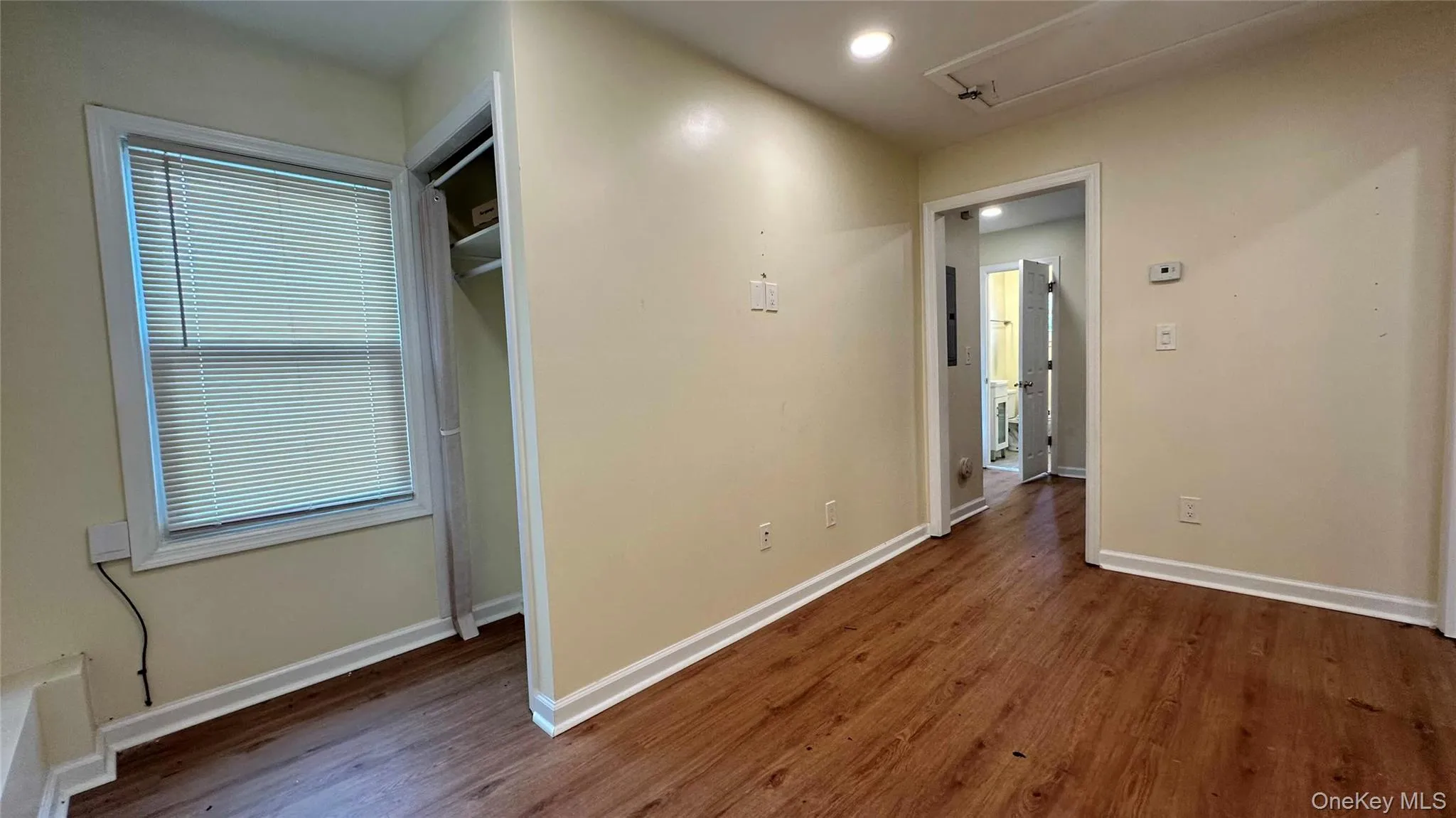 22 Ford Street, Glen Cove, NY, 2 Bedroom Bedrooms, 5 Room Rooms,1 BathroomBathrooms,Residential Lease,For Rent,Ford,0,1059283 22 Ford Street, Glen Cove, NY, 2 Bedroom Bedrooms, 5 Room Rooms,1 BathroomBathrooms,Residential Lease,For Rent,Ford,0,1059283