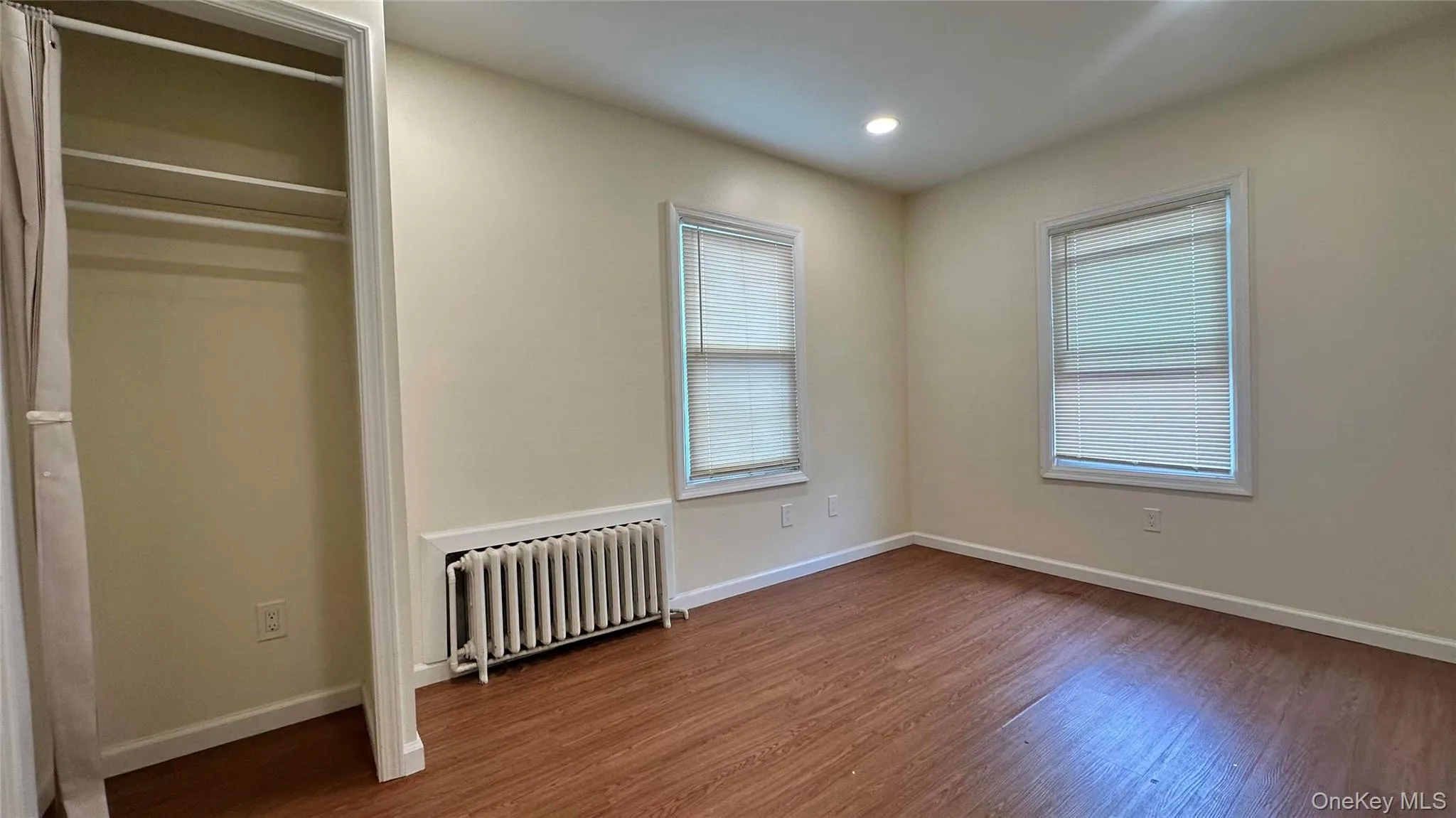 22 Ford Street, Glen Cove, NY, 2 Bedroom Bedrooms, 5 Room Rooms,1 BathroomBathrooms,Residential Lease,For Rent,Ford,0,1059283 22 Ford Street, Glen Cove, NY, 2 Bedroom Bedrooms, 5 Room Rooms,1 BathroomBathrooms,Residential Lease,For Rent,Ford,0,1059283
