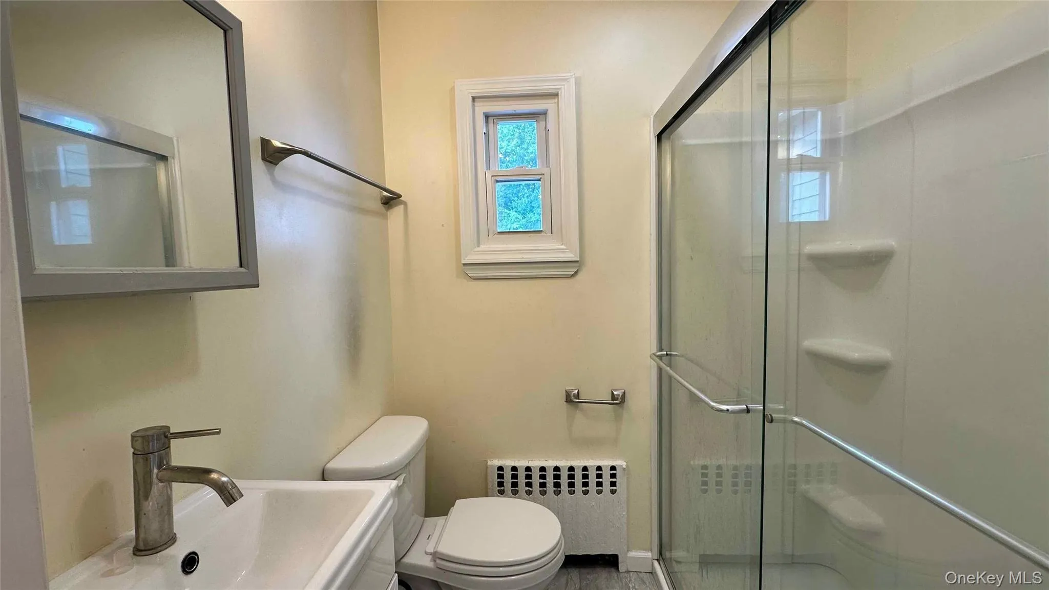 22 Ford Street, Glen Cove, NY, 2 Bedroom Bedrooms, 5 Room Rooms,1 BathroomBathrooms,Residential Lease,For Rent,Ford,0,1059283 22 Ford Street, Glen Cove, NY, 2 Bedroom Bedrooms, 5 Room Rooms,1 BathroomBathrooms,Residential Lease,For Rent,Ford,0,1059283
