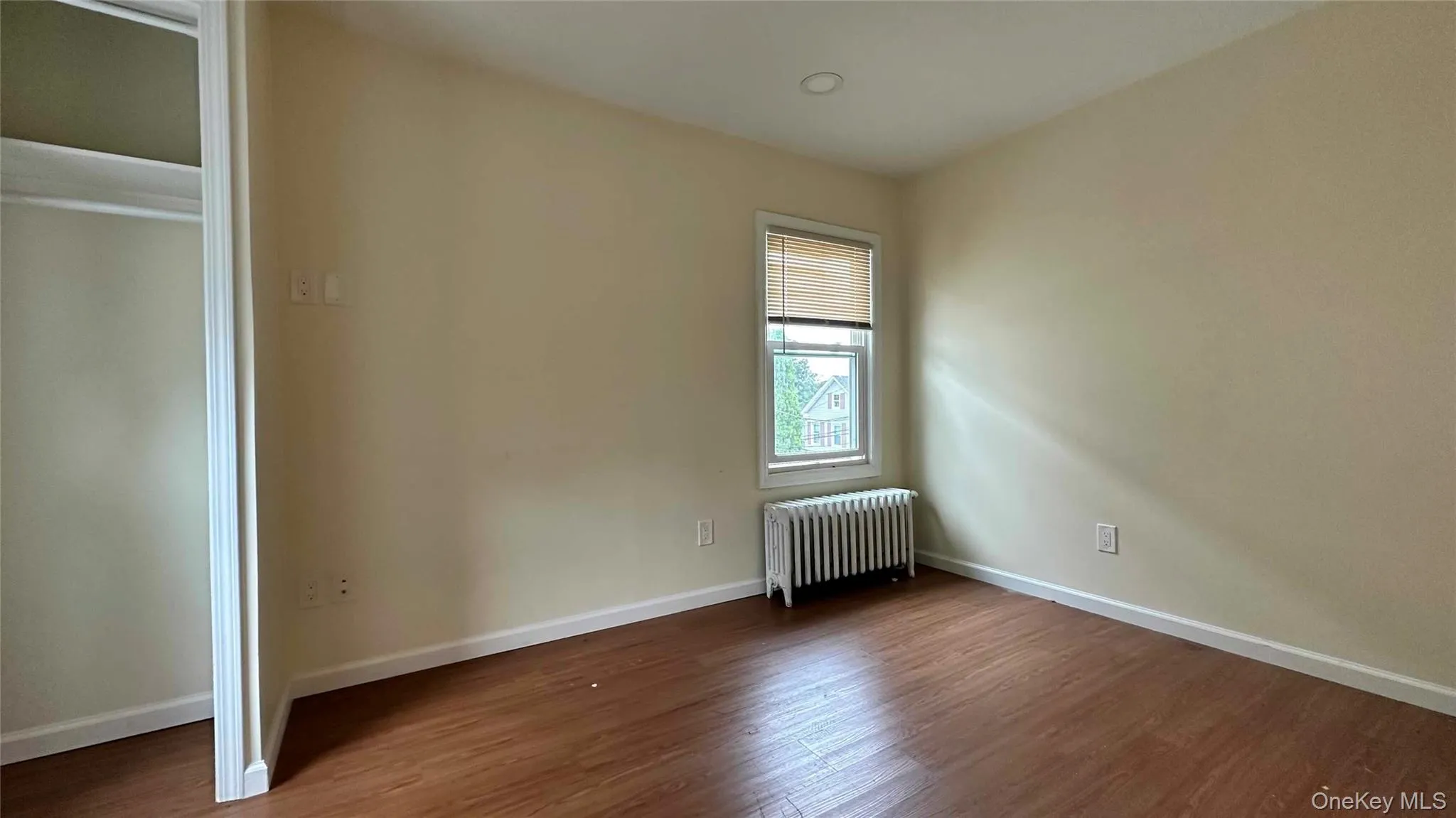22 Ford Street, Glen Cove, NY, 2 Bedroom Bedrooms, 5 Room Rooms,1 BathroomBathrooms,Residential Lease,For Rent,Ford,0,1059283 22 Ford Street, Glen Cove, NY, 2 Bedroom Bedrooms, 5 Room Rooms,1 BathroomBathrooms,Residential Lease,For Rent,Ford,0,1059283