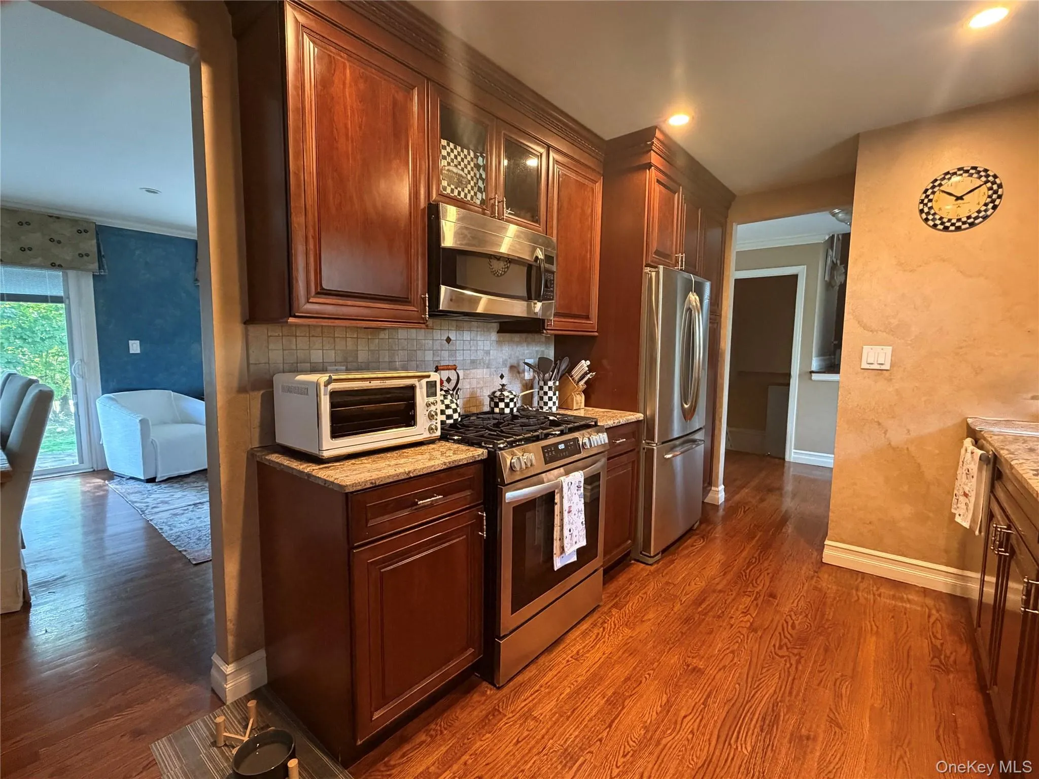 17 Renee Place, Oyster Bay, NY, 3 Bedroom Bedrooms, 7 Room Rooms,2 BathroomBathrooms,Residential Lease,For Rent,Renee,0,1059285 17 Renee Place, Oyster Bay, NY, 3 Bedroom Bedrooms, 7 Room Rooms,2 BathroomBathrooms,Residential Lease,For Rent,Renee,0,1059285