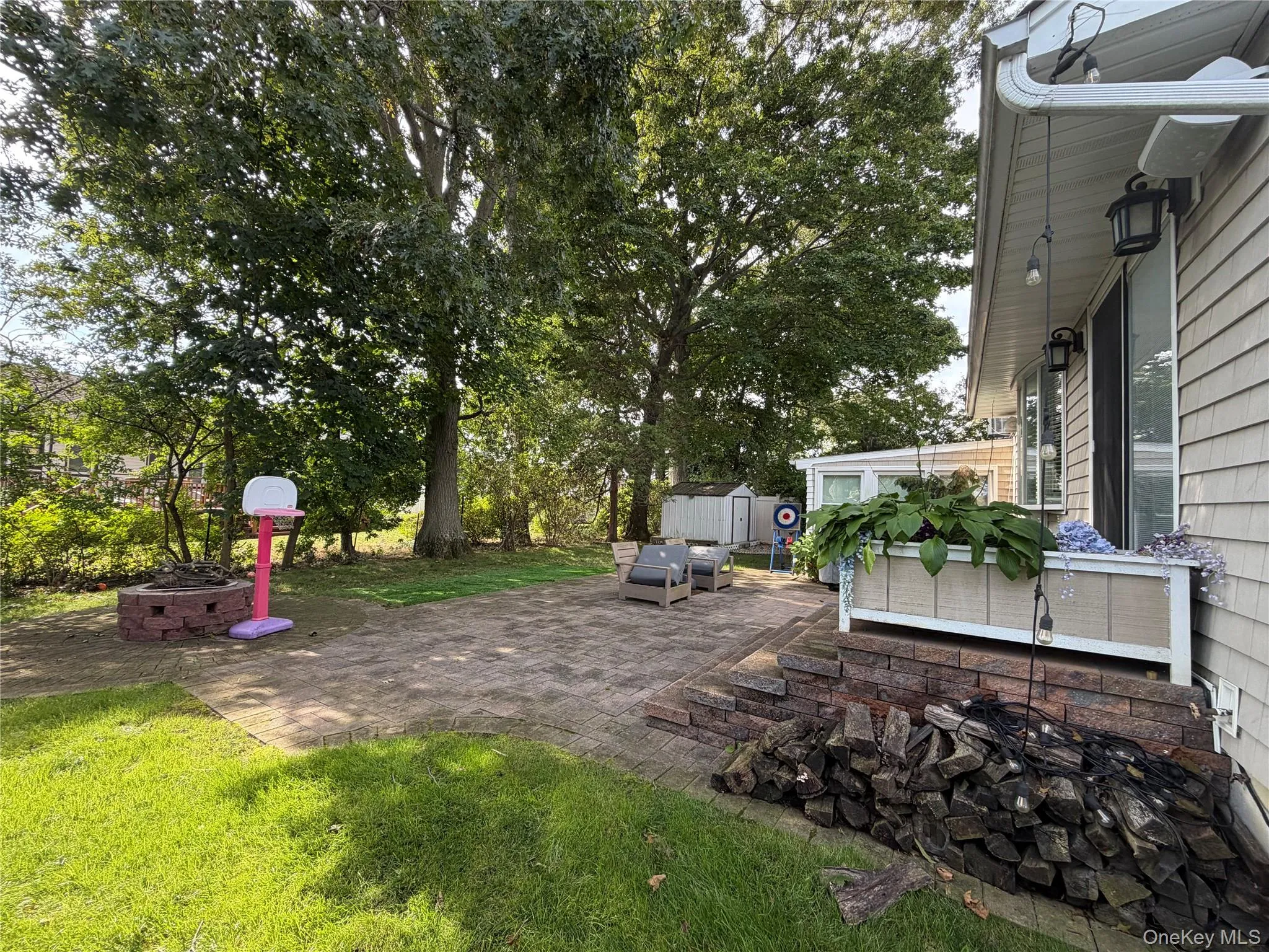 17 Renee Place, Oyster Bay, NY, 3 Bedroom Bedrooms, 7 Room Rooms,2 BathroomBathrooms,Residential Lease,For Rent,Renee,0,1059285 17 Renee Place, Oyster Bay, NY, 3 Bedroom Bedrooms, 7 Room Rooms,2 BathroomBathrooms,Residential Lease,For Rent,Renee,0,1059285