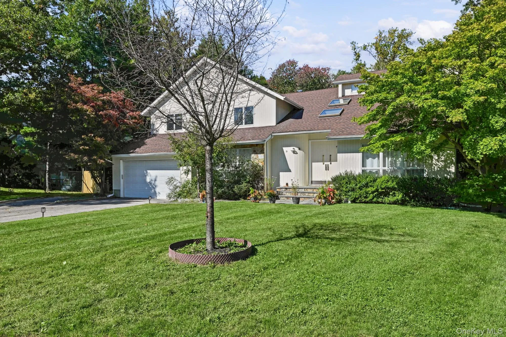 9 Ellen Court, Glen Cove, NY, 5 Bedroom Bedrooms, 10 Room Rooms,3 BathroomBathrooms,Residential Lease,For Rent,Ellen,0,1059289 9 Ellen Court, Glen Cove, NY, 5 Bedroom Bedrooms, 10 Room Rooms,3 BathroomBathrooms,Residential Lease,For Rent,Ellen,0,1059289