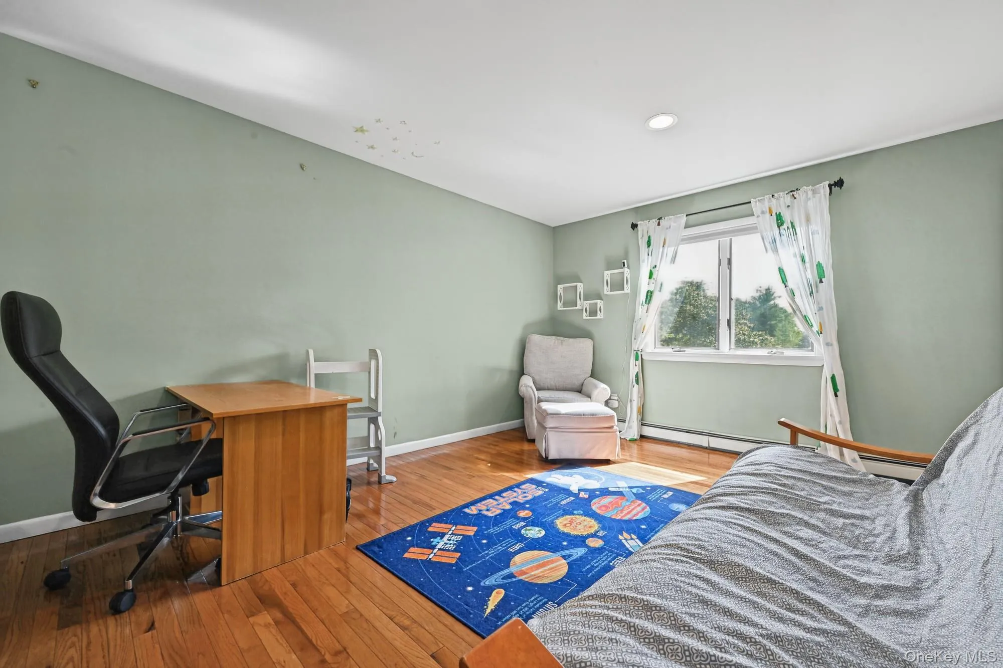 9 Ellen Court, Glen Cove, NY, 5 Bedroom Bedrooms, 10 Room Rooms,3 BathroomBathrooms,Residential Lease,For Rent,Ellen,0,1059289 9 Ellen Court, Glen Cove, NY, 5 Bedroom Bedrooms, 10 Room Rooms,3 BathroomBathrooms,Residential Lease,For Rent,Ellen,0,1059289