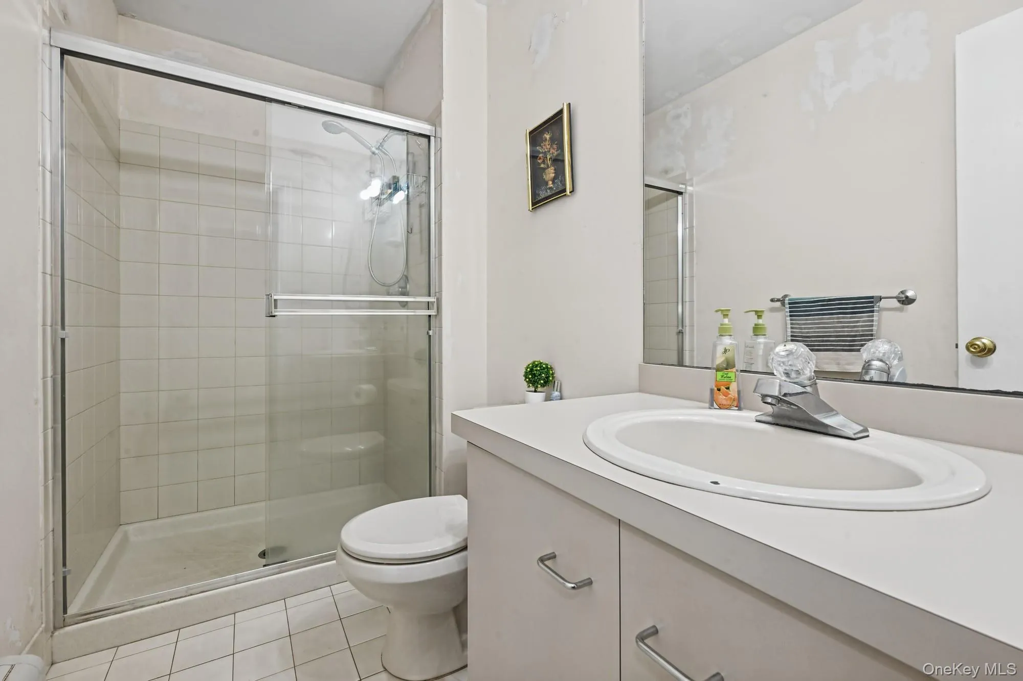 9 Ellen Court, Glen Cove, NY, 5 Bedroom Bedrooms, 10 Room Rooms,3 BathroomBathrooms,Residential Lease,For Rent,Ellen,0,1059289 9 Ellen Court, Glen Cove, NY, 5 Bedroom Bedrooms, 10 Room Rooms,3 BathroomBathrooms,Residential Lease,For Rent,Ellen,0,1059289